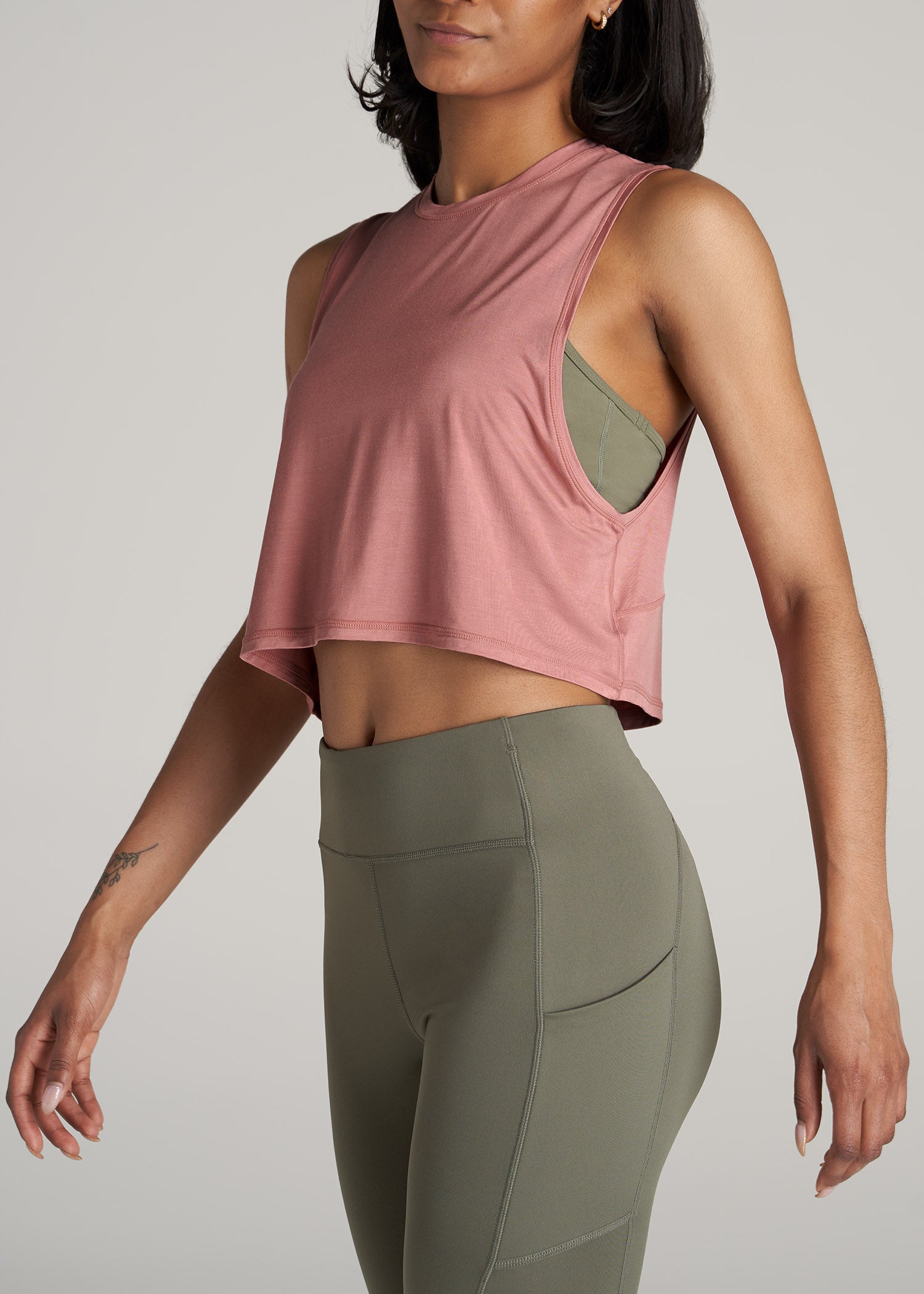 American-Tall-Women-Athletic-Cropped-Muscle-Tank-Clay-Sunrise-side