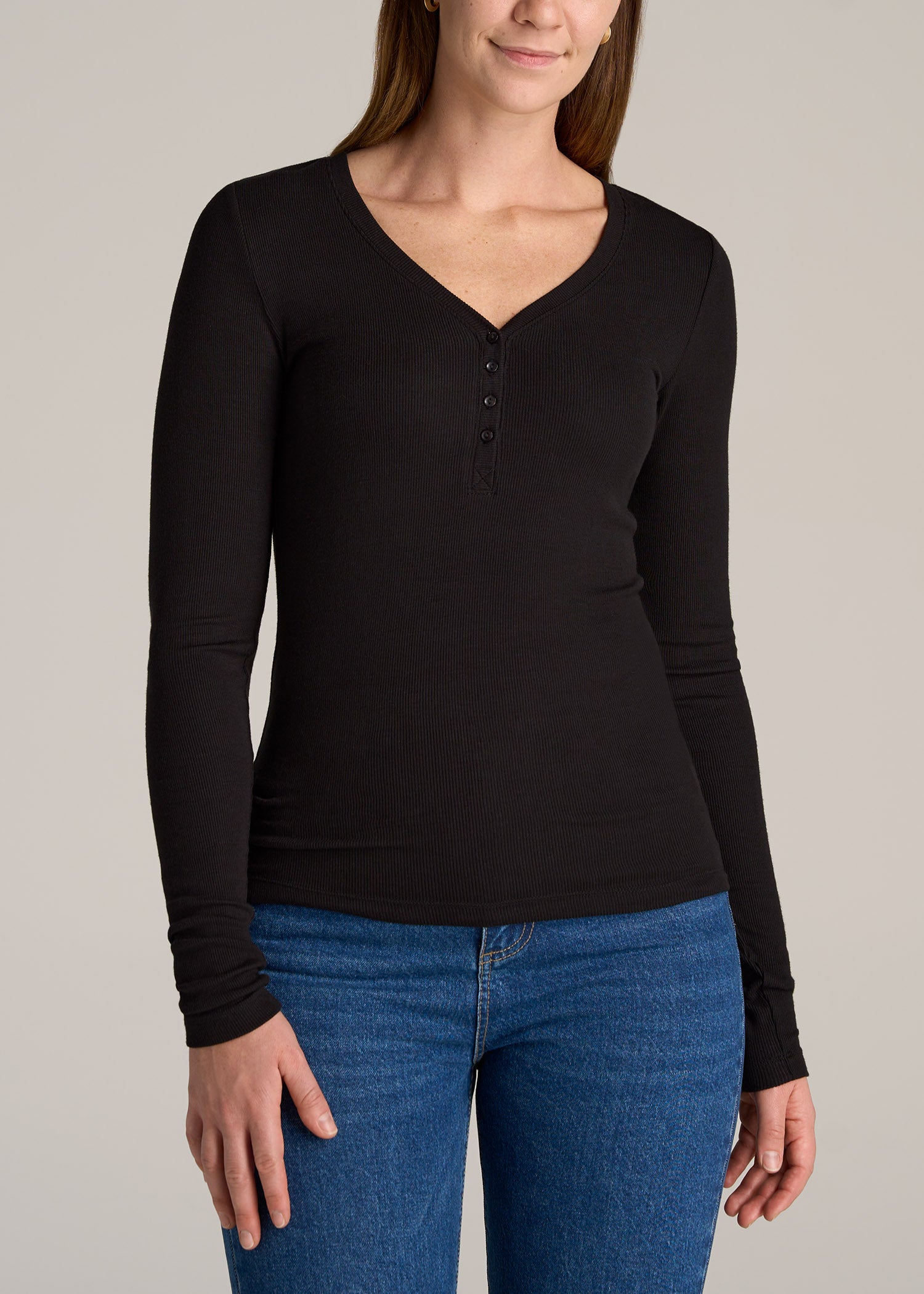 http://americantall.com/cdn/shop/products/American-Tall-Women-FITTED-Ribbed-Long-Sleeve-Henley-Black-front.jpg?v=1670267110