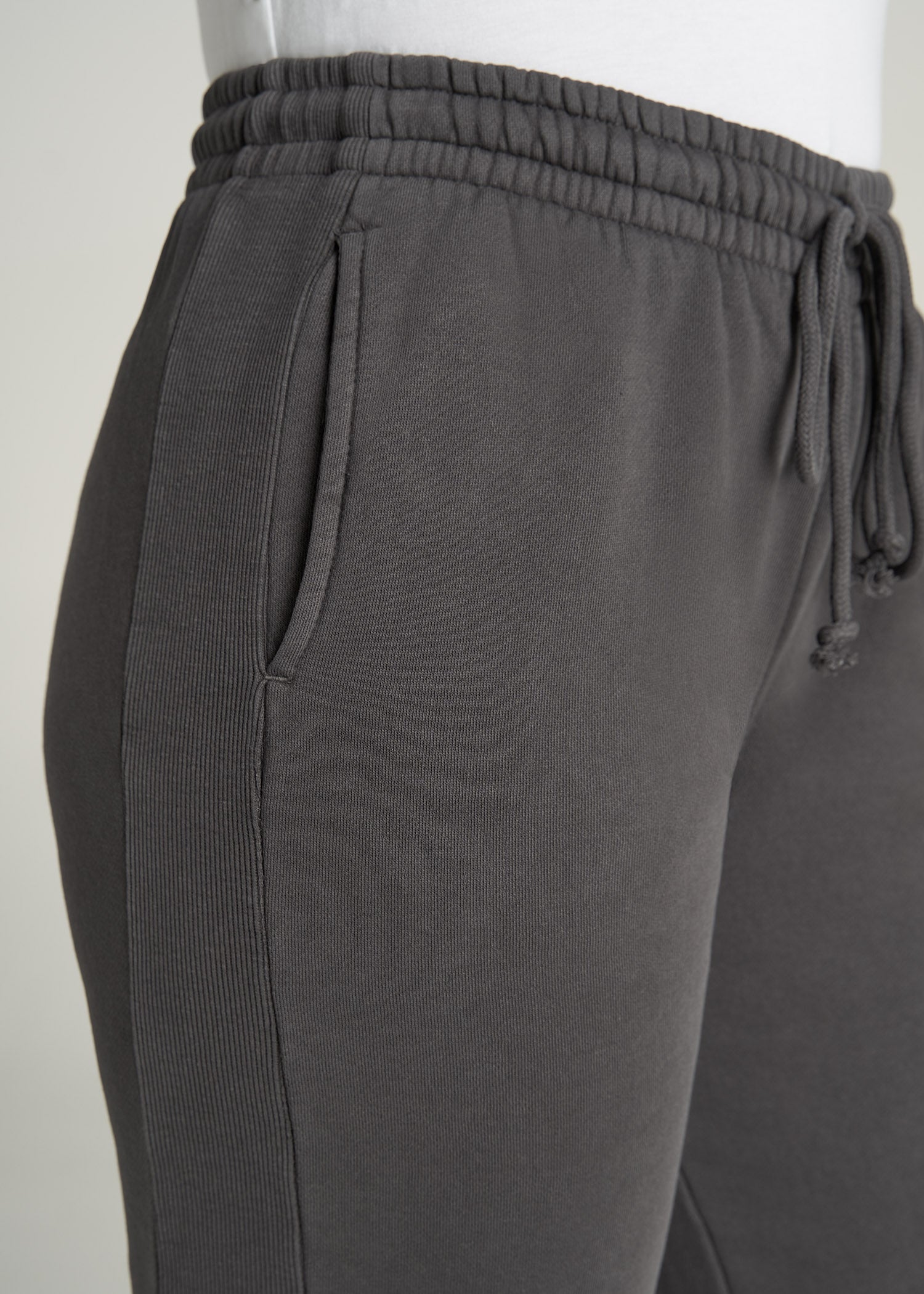 American-Tall-Women-GarmentDye-Sweatpants-Charcoal-detail