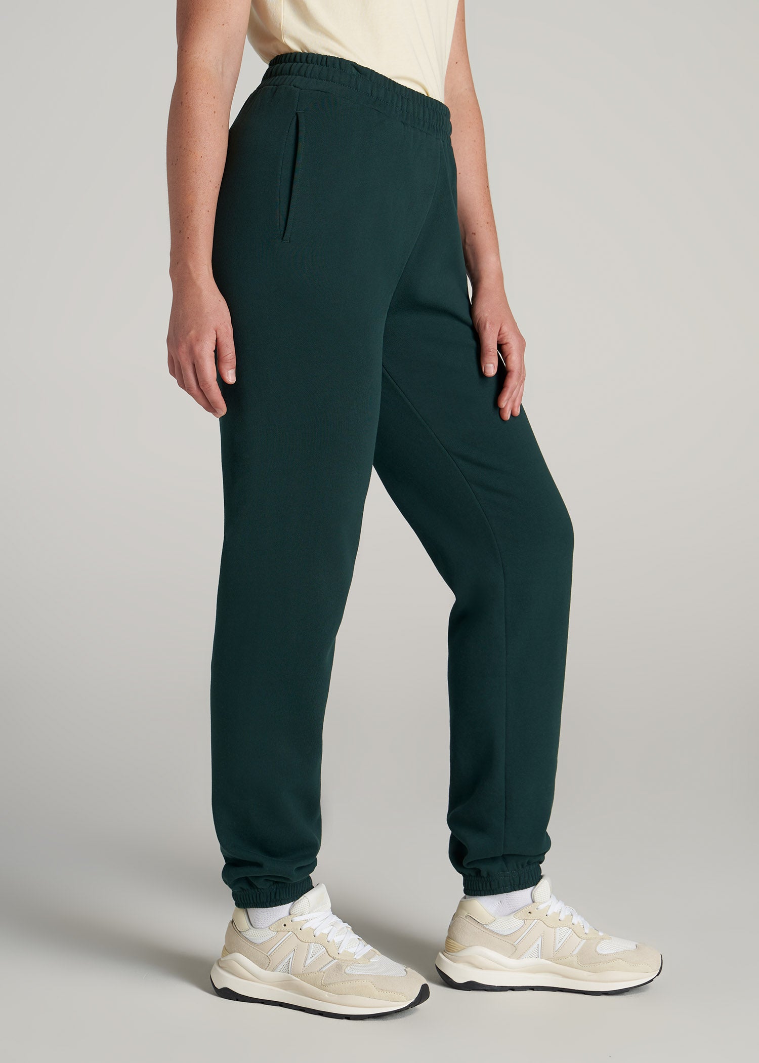 American-Tall-Women-WKND-Fleece-Relaxed-Sweatpants-Emerald-side
