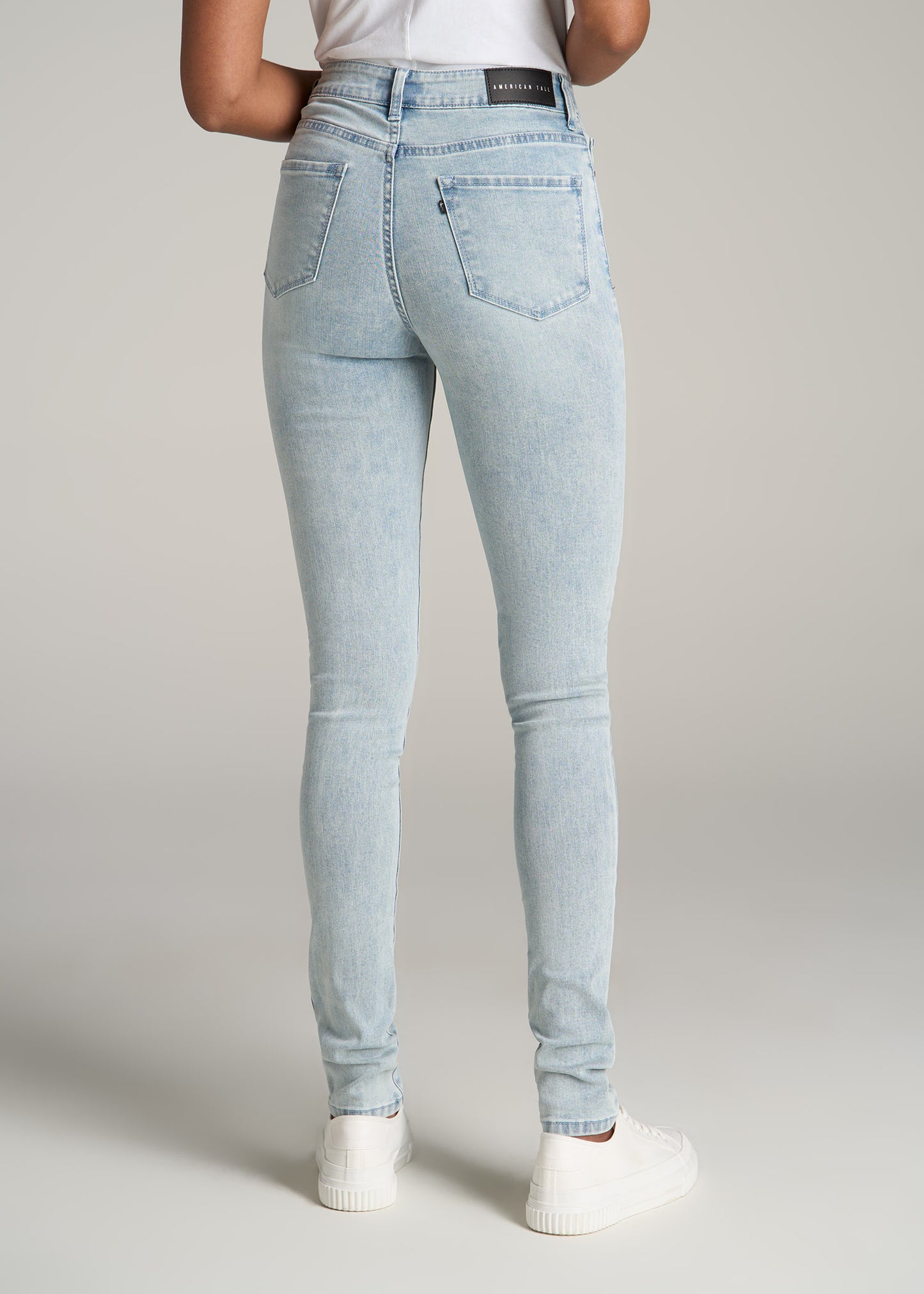 Georgia HIGH RISE SKINNY Tall Women's Jeans in Light Sunwashed Blue
