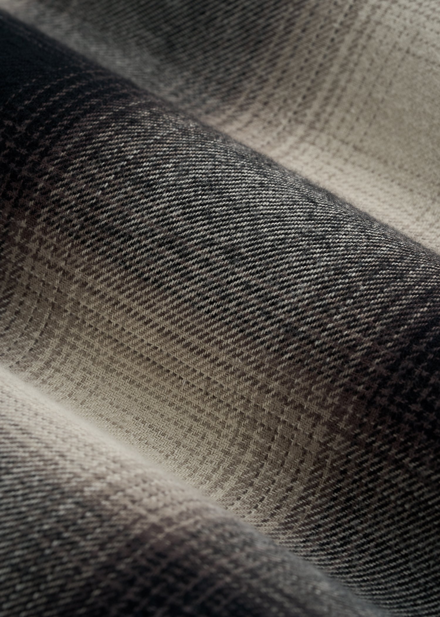 Nelson Flannel Shirt for Tall Men in Beige Blur Plaid