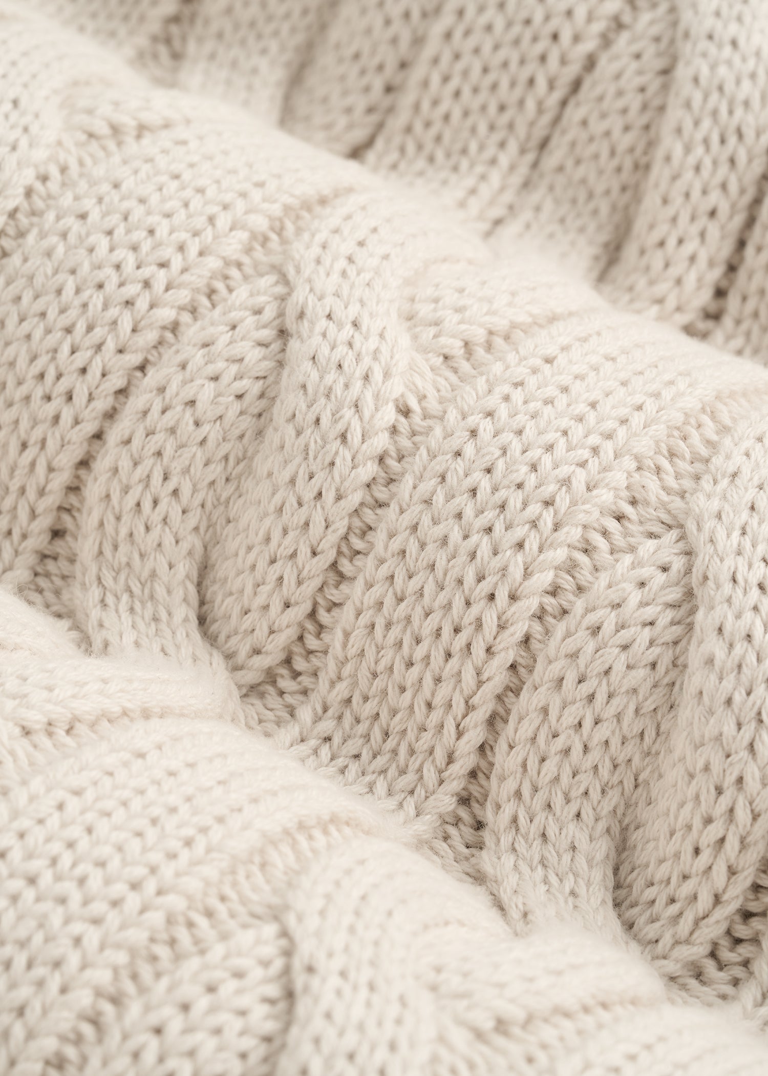 Cable Knit Turtleneck for Tall Men in Soft Beige