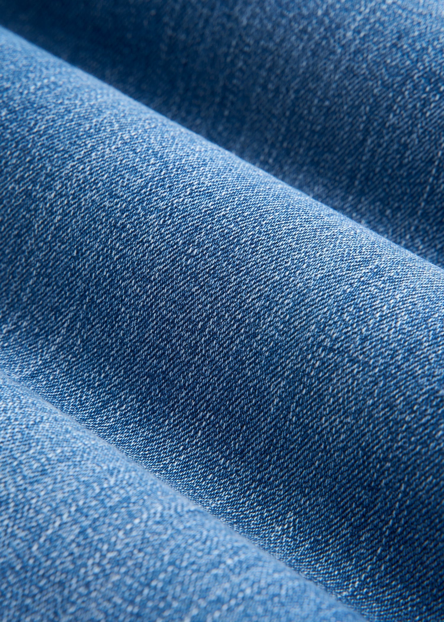 Carman TAPERED Jeans for Tall Men in Classic Mid Blue