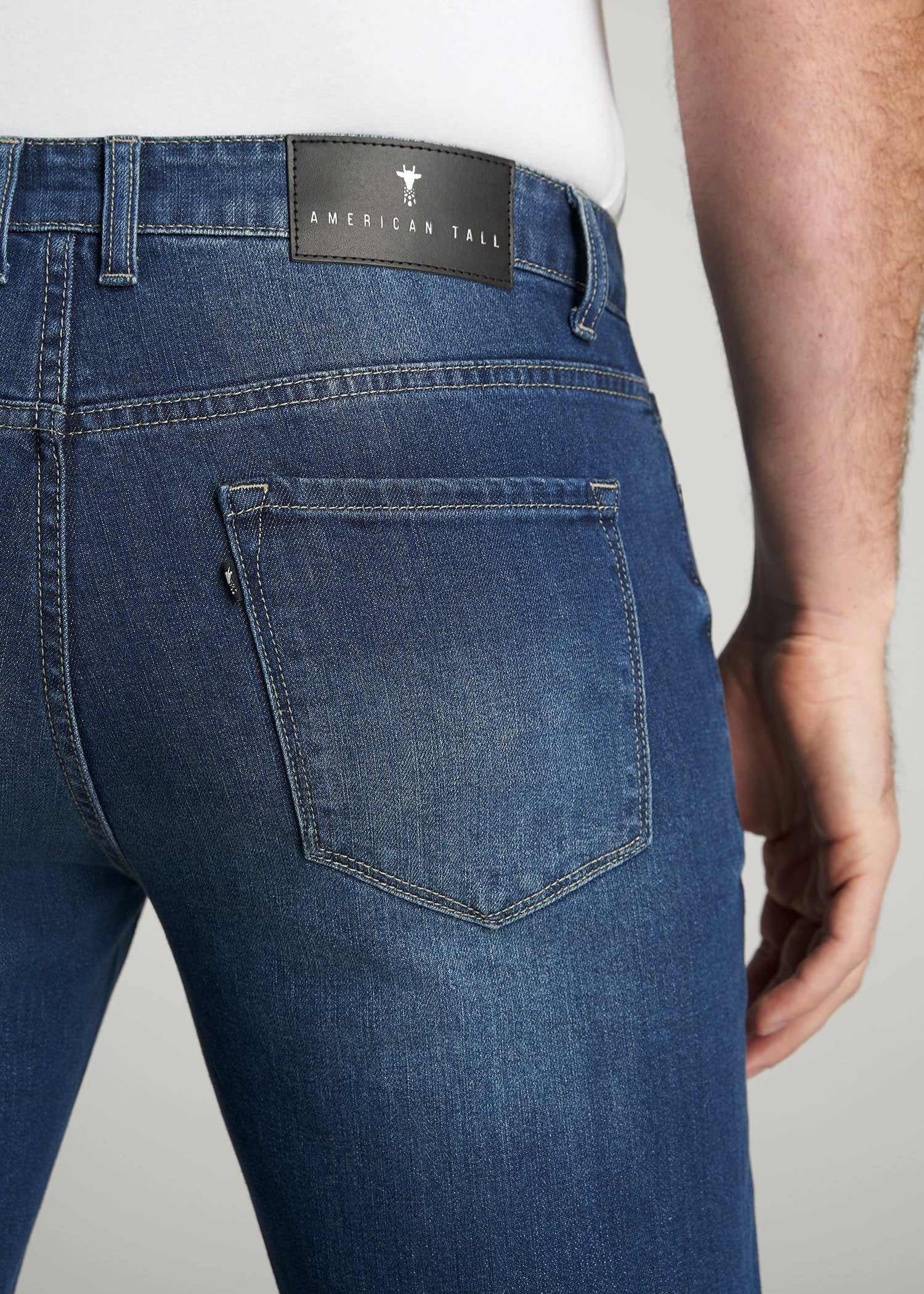 Carman TAPERED Jeans for Tall Men in Classic Blue