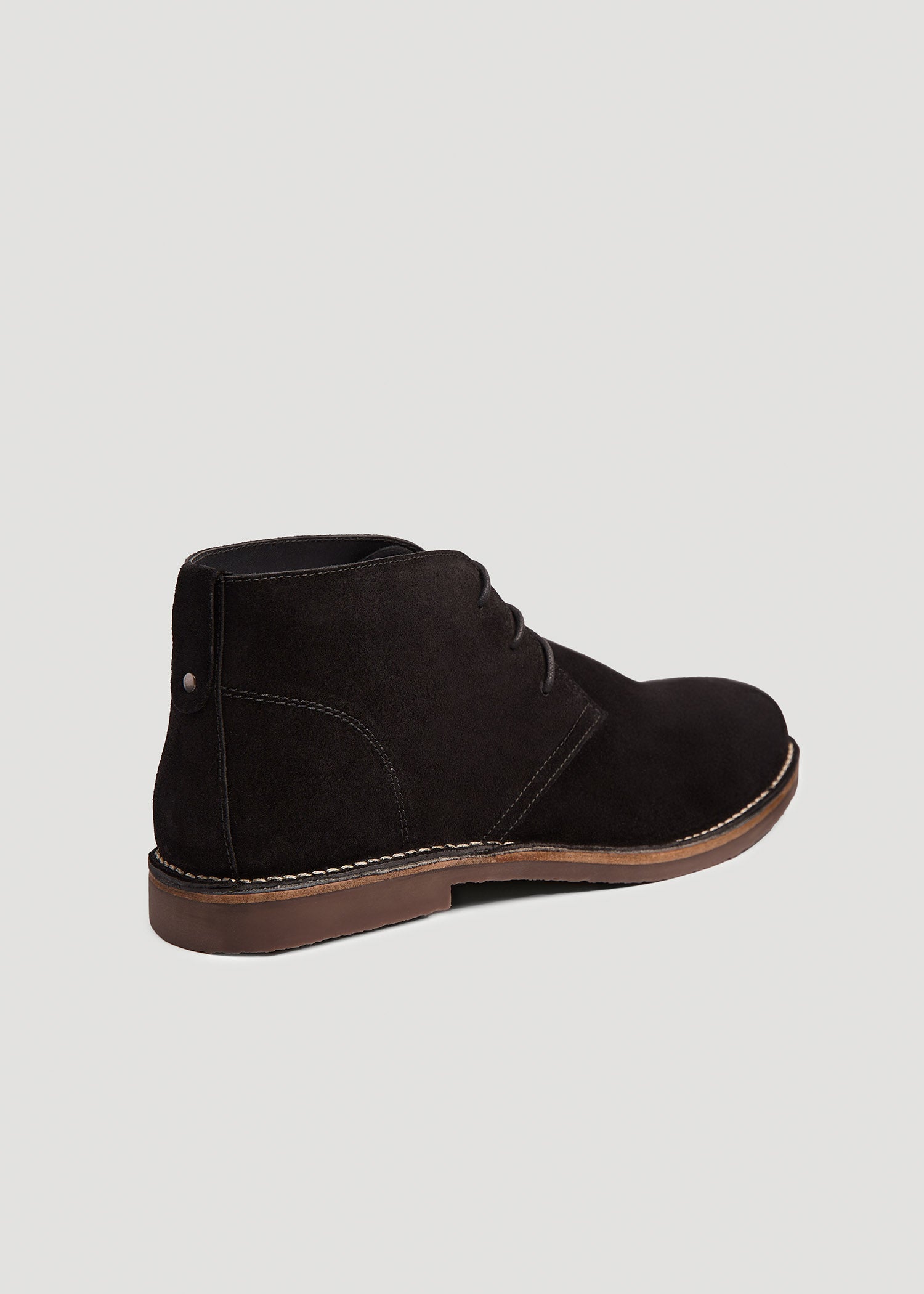 Chukka Boots for Tall Men in Black