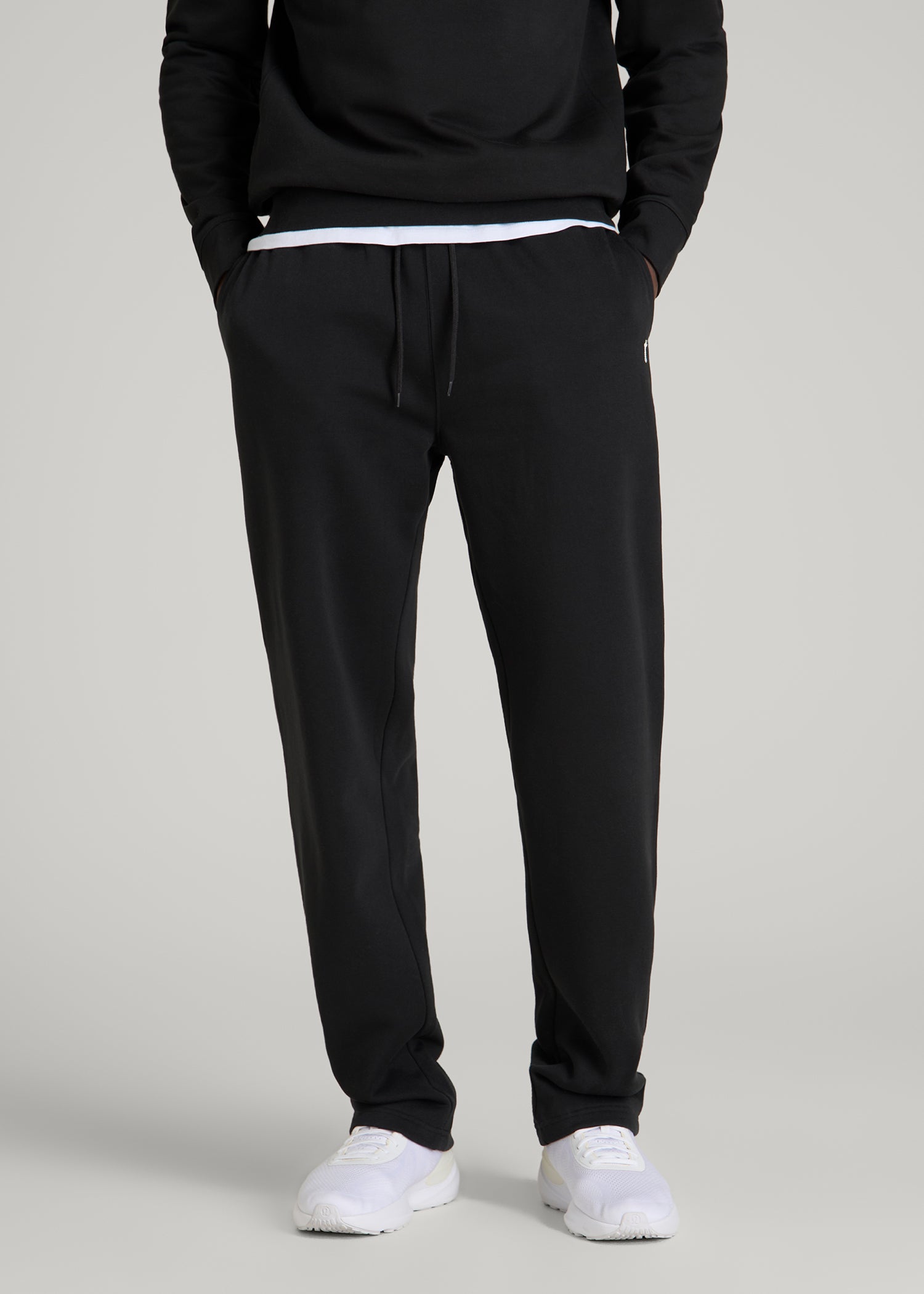 Core Motion Fleece Straight Leg Sweatpants for Tall Men in Black