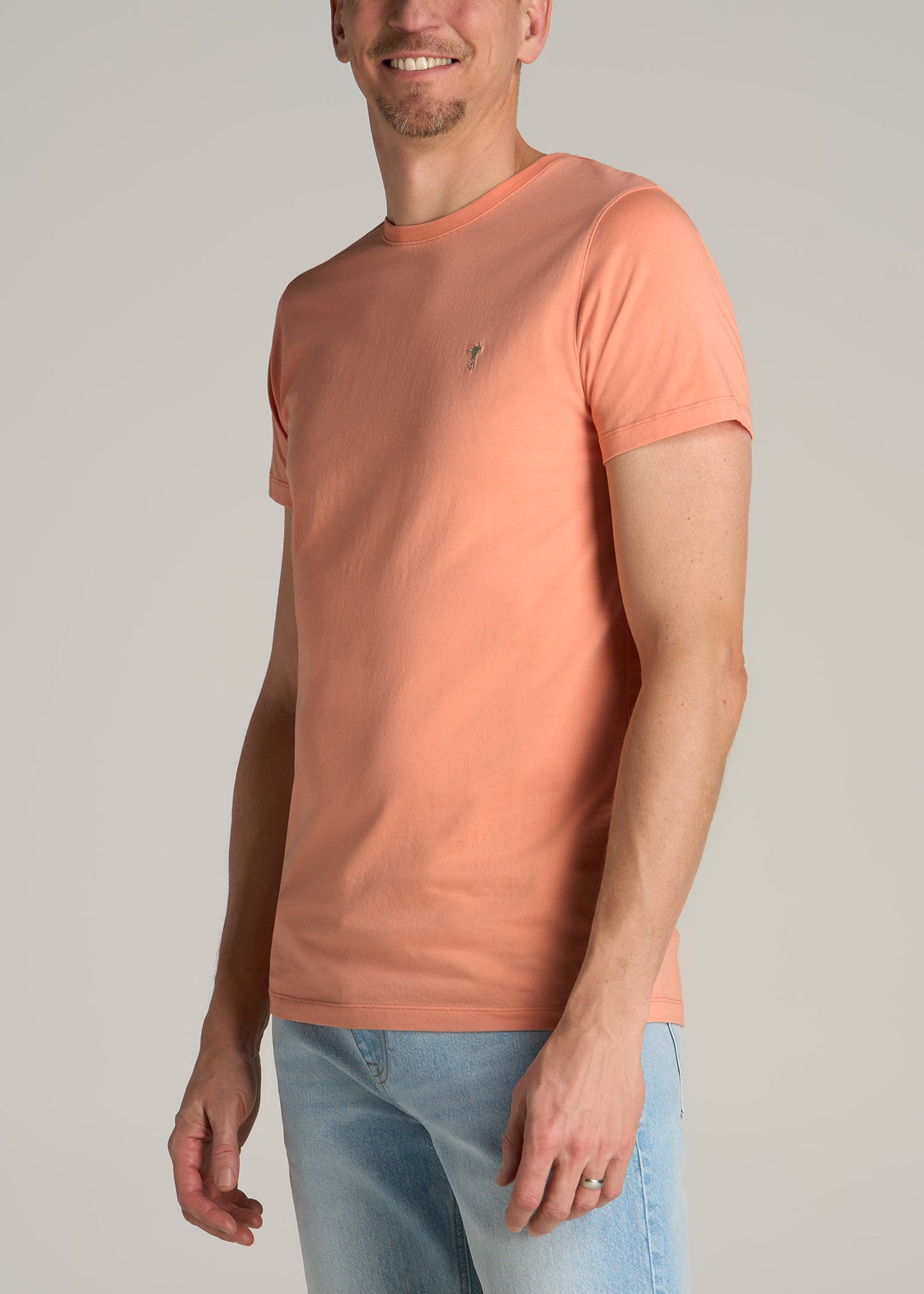 MODERN-FIT Embroidered Logo Crewneck T-Shirt for Tall Men in Apricot Crush
