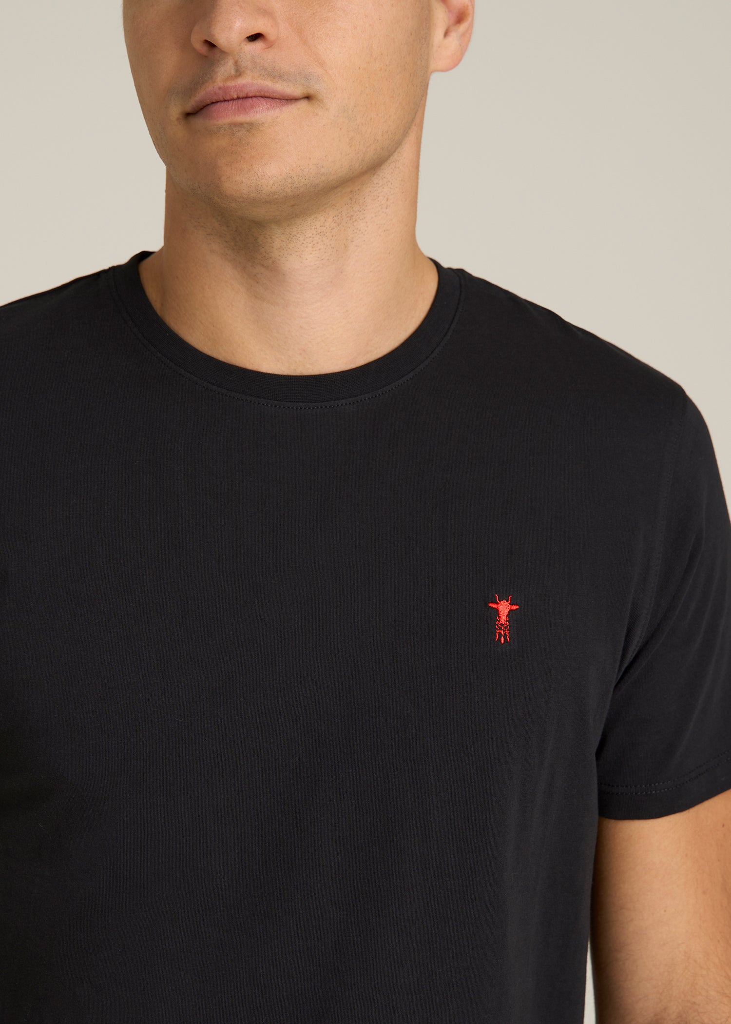 MODERN-FIT Embroidered Logo Crewneck T-Shirt for Tall Men in Black