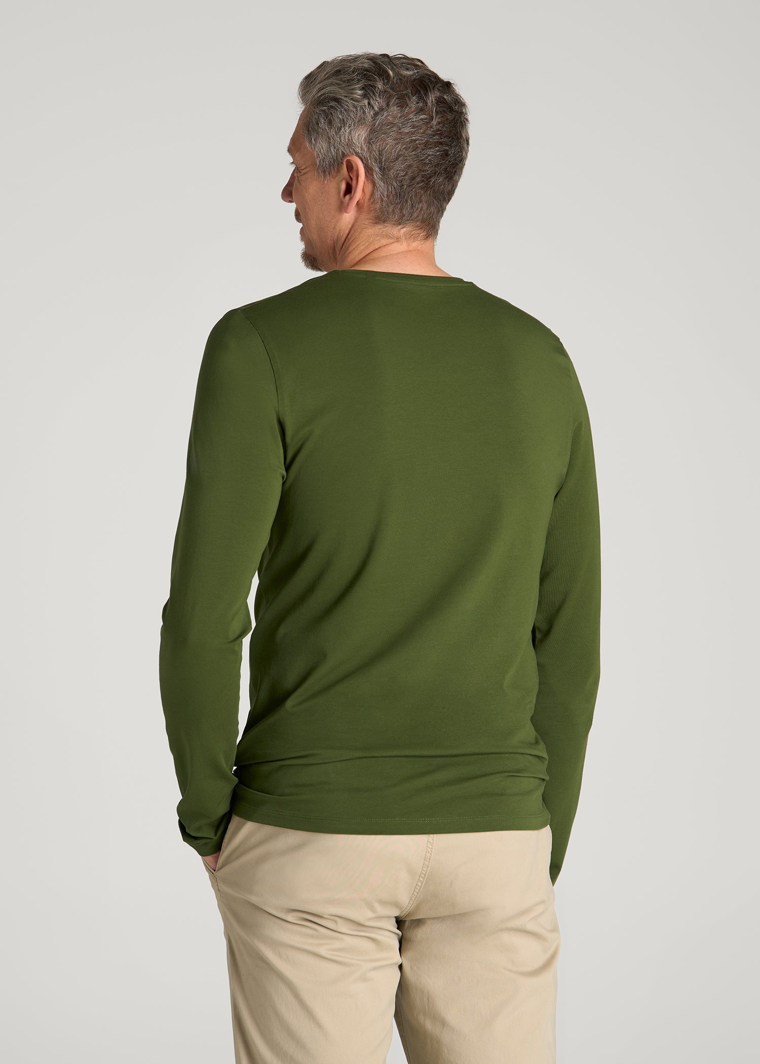 The Essential Modern Fit Crewneck Long Sleeve Tee for Tall Men in Bay Leaf
