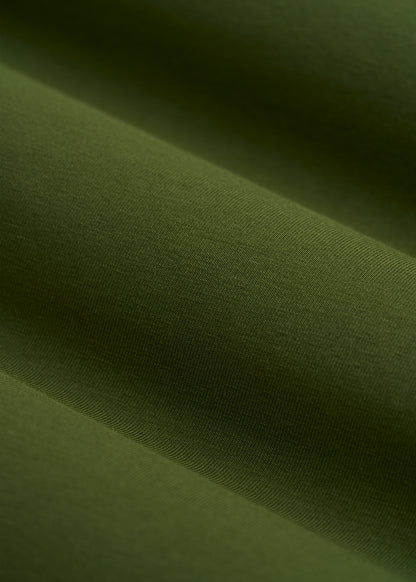 The Essential Modern Fit Crewneck Tee for Tall Men in Bay Leaf