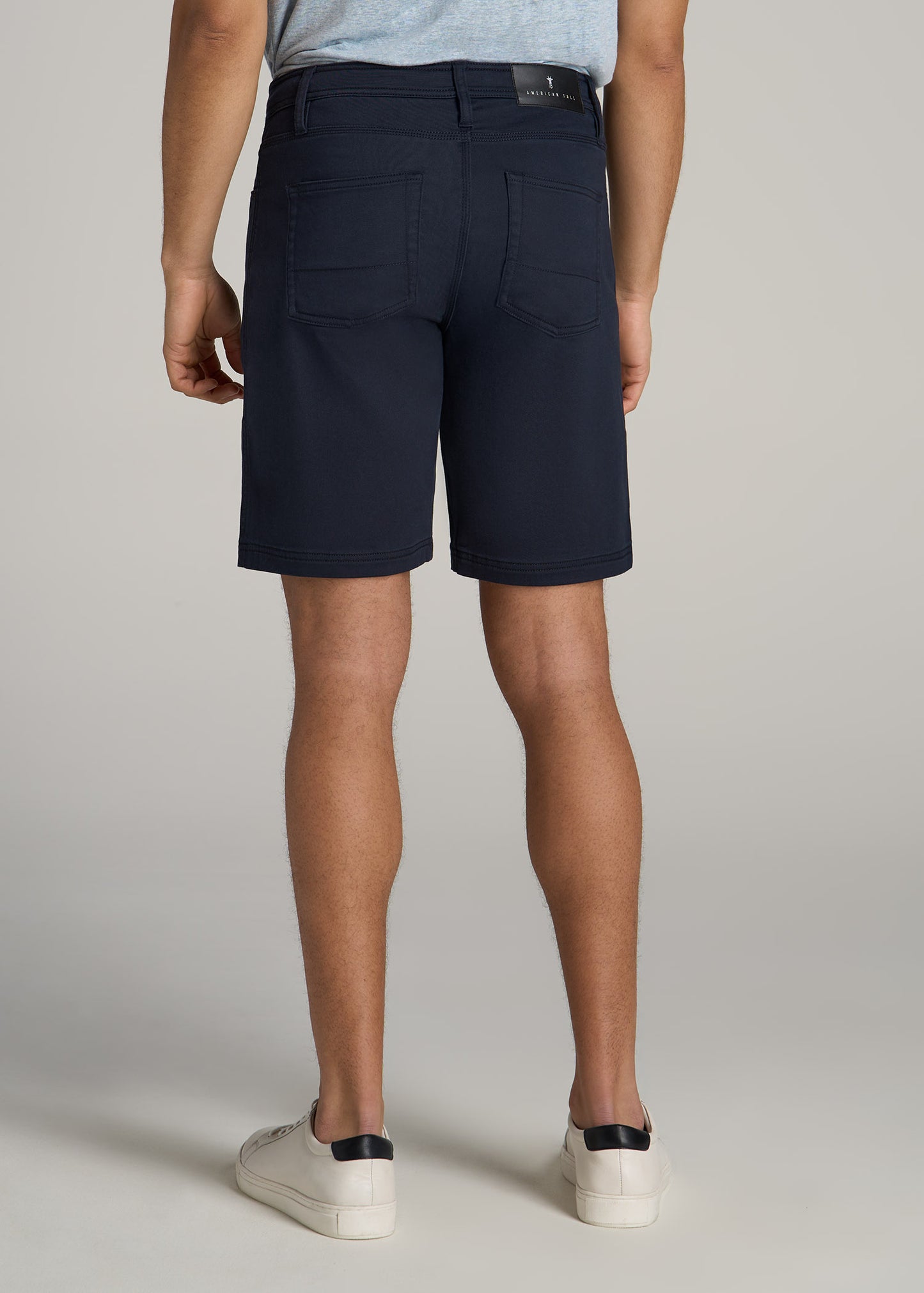 Everyday Comfort 5 Pocket Short for Tall Men in True Navy