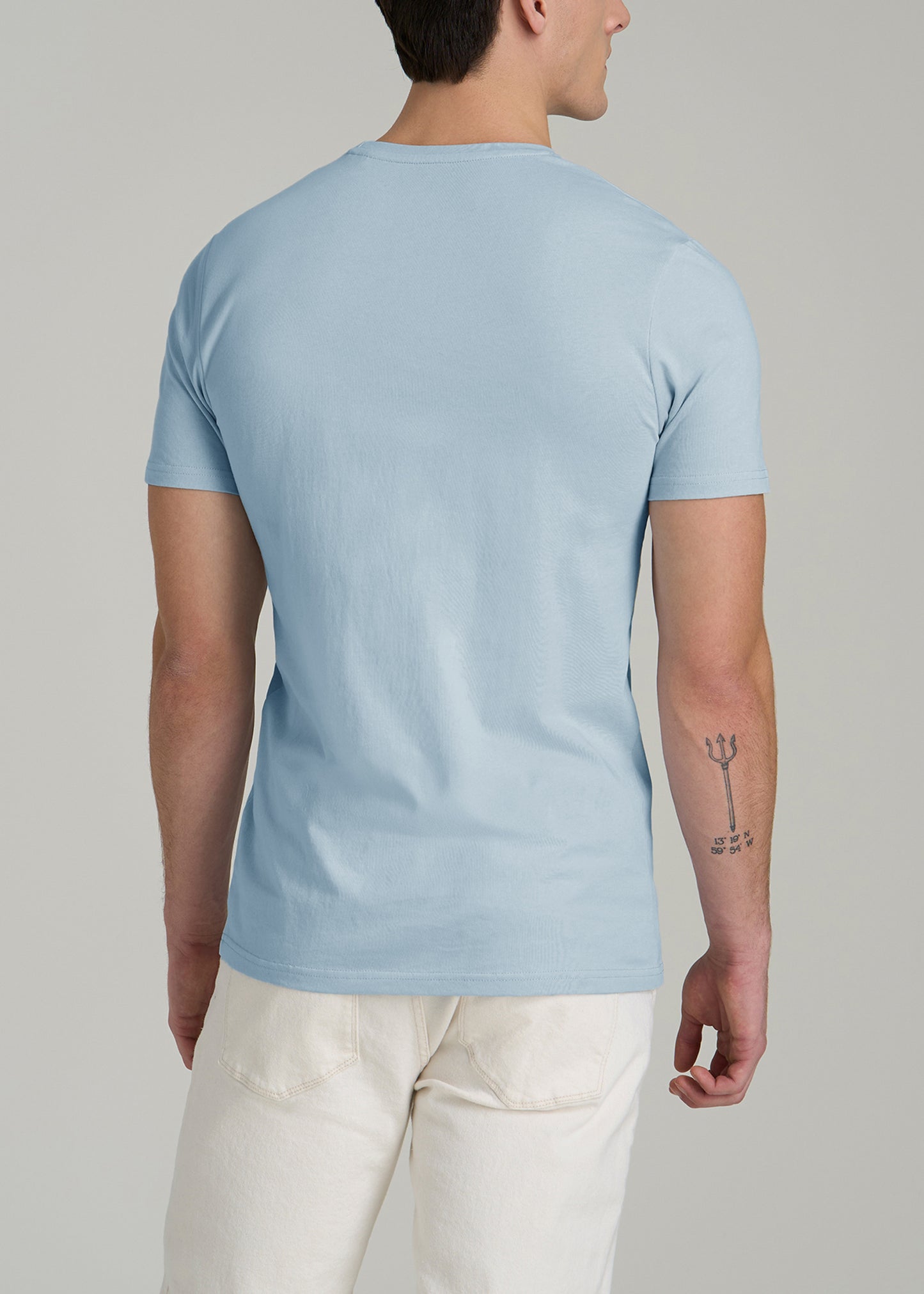 The Everyday REGULAR-FIT Crewneck Tall Men's T-Shirt in Ice Blue