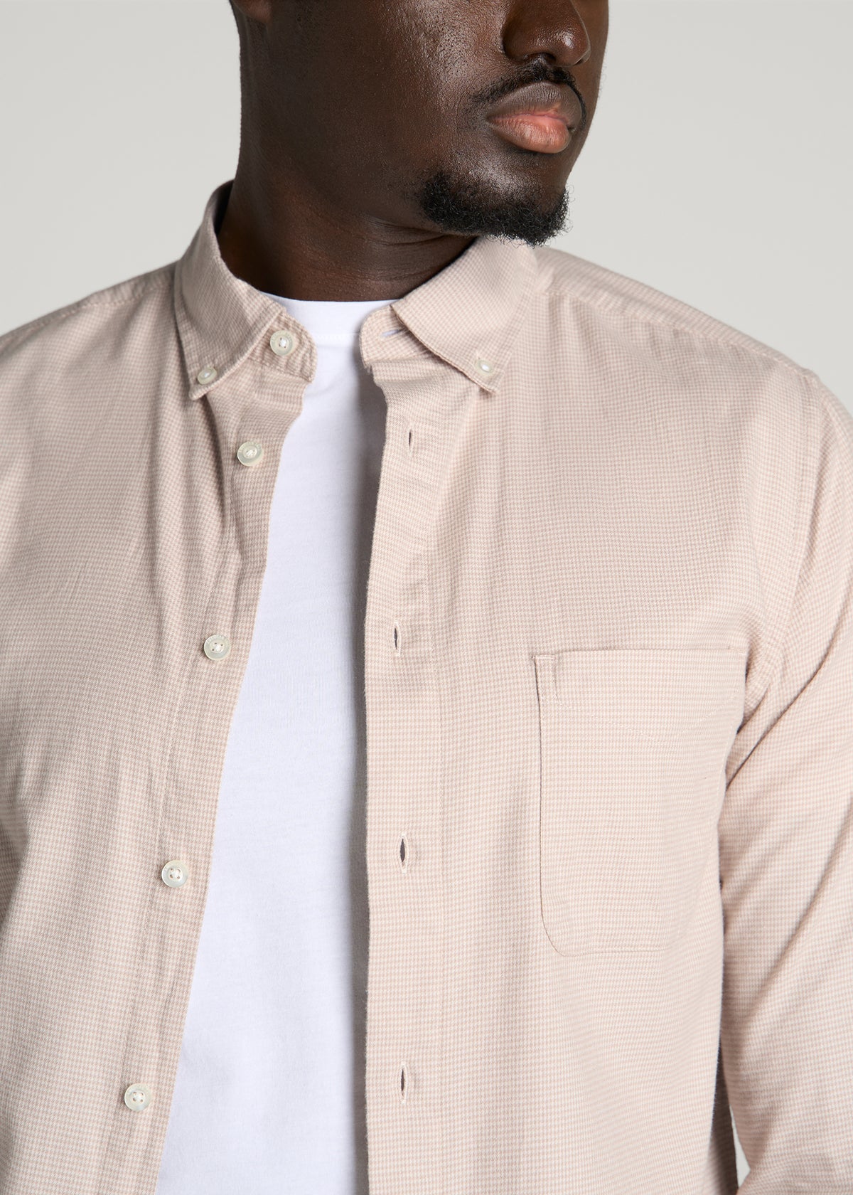 Everyday Lightweight Flannel Shirt for Tall Men in White Sand Houndstooth