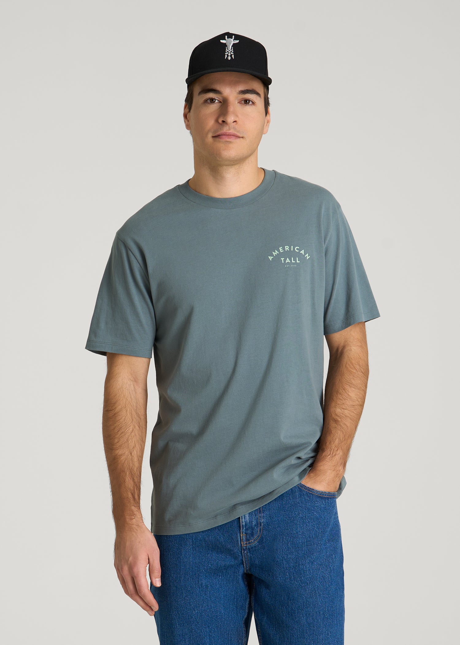 Giraffe Graphic Tee for Tall Men in Trooper