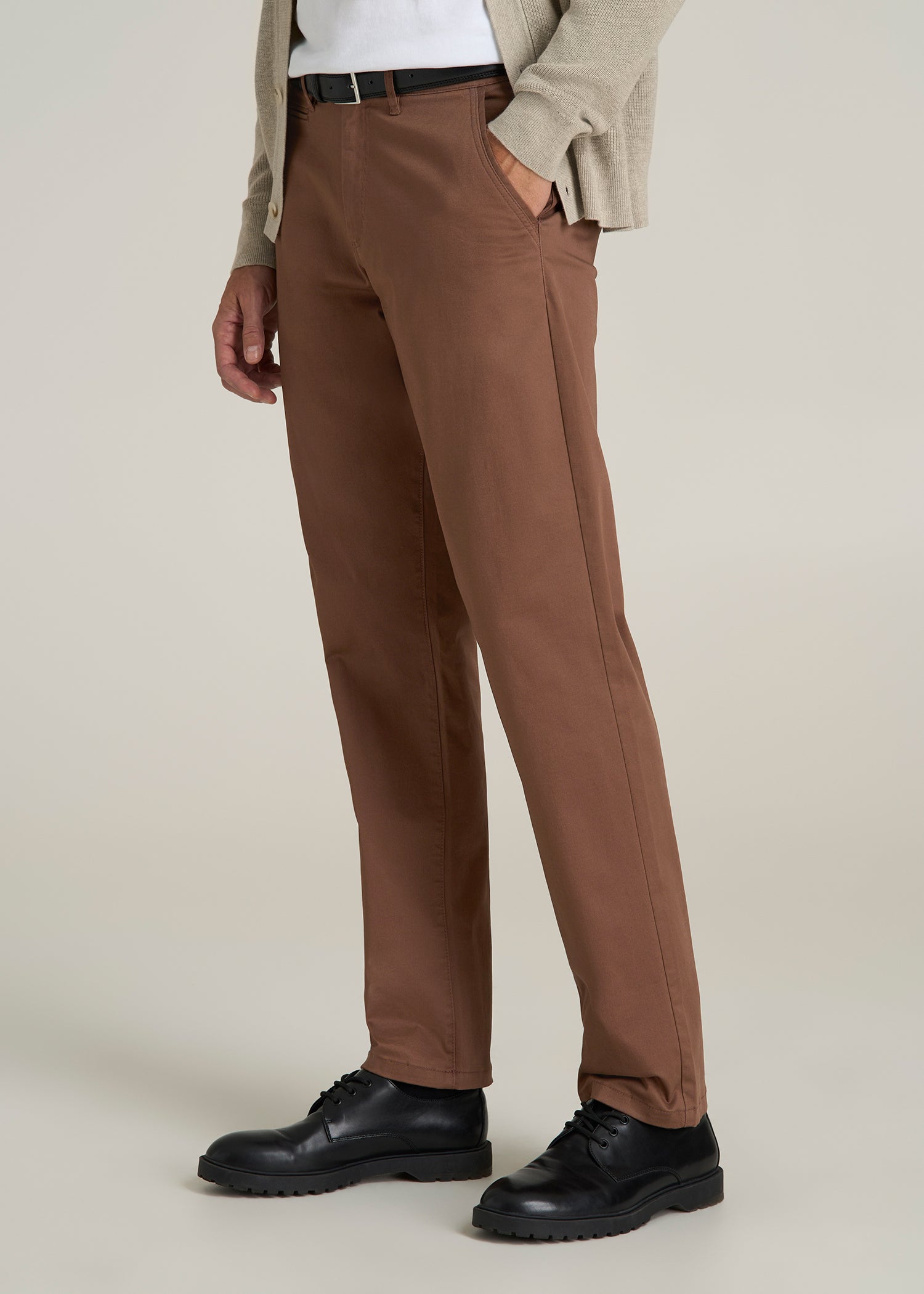 J1 STRAIGHT Leg Chinos for Tall Men in Otter Brown