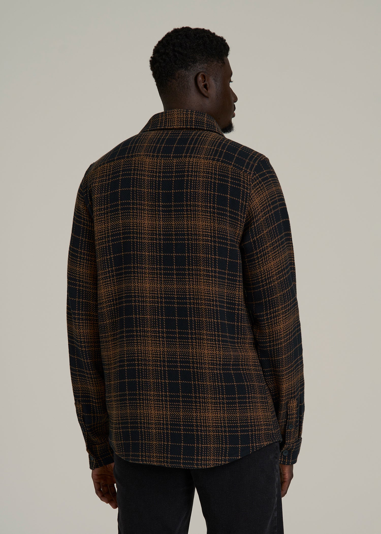Lightweight Woven Overshirt for Tall Men in Black and Caramel Plaid