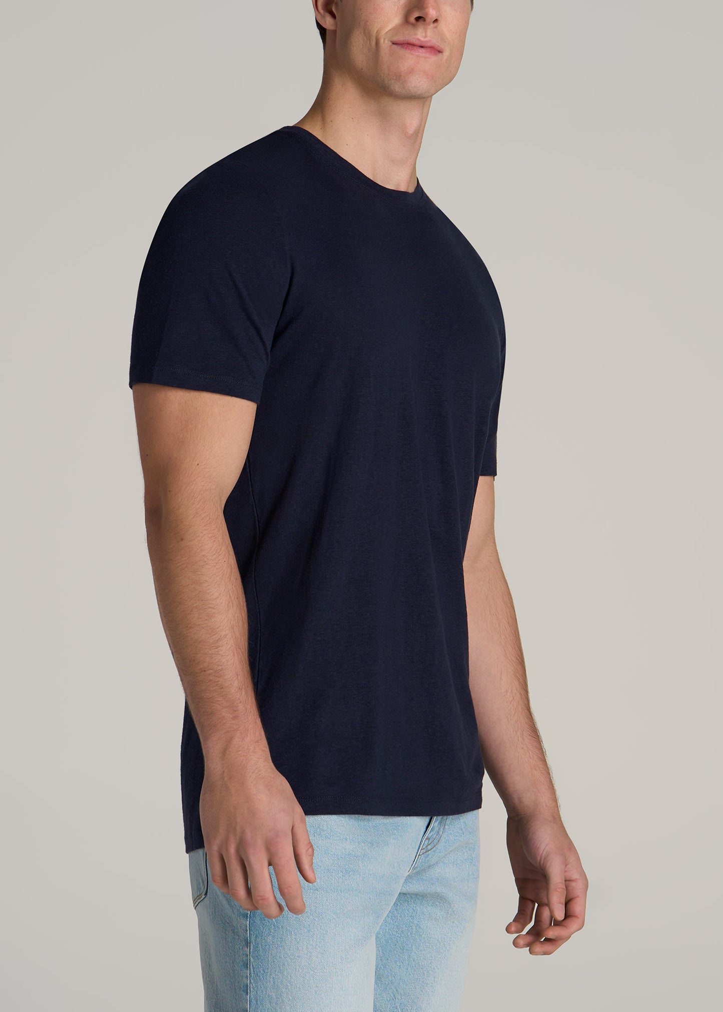 Linen Crewneck T-Shirt for Tall Men in Evening Blue