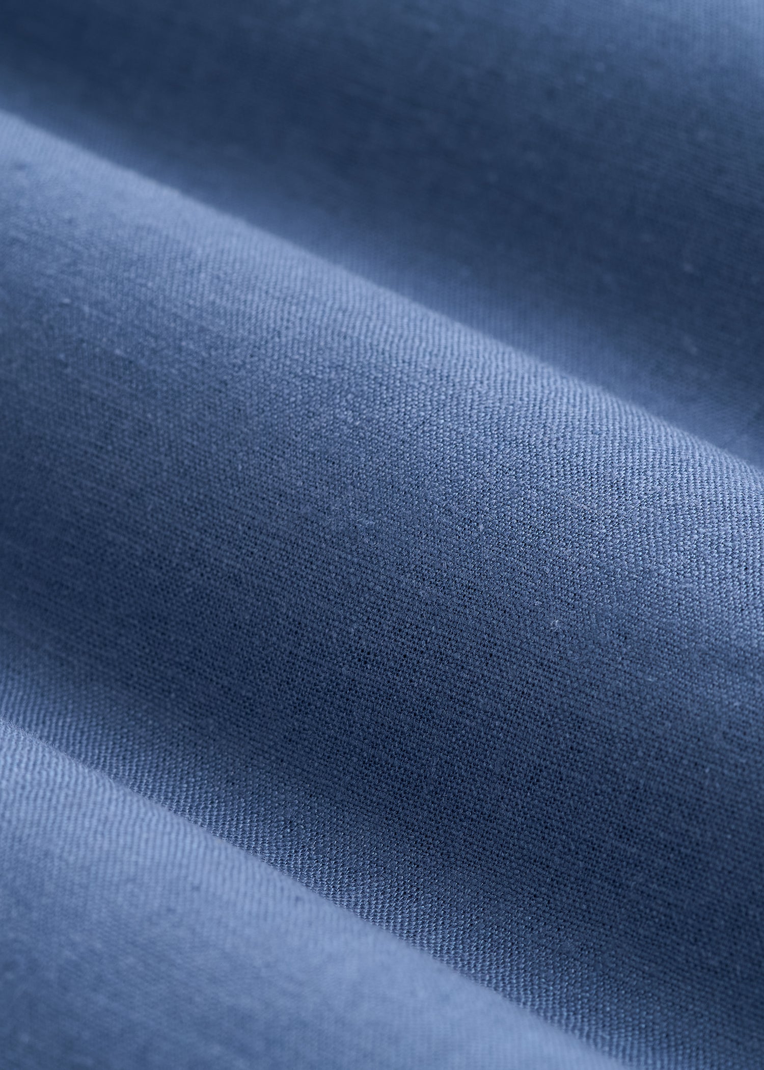 Linen Popover Shirt for Tall Men in Deep Cobalt