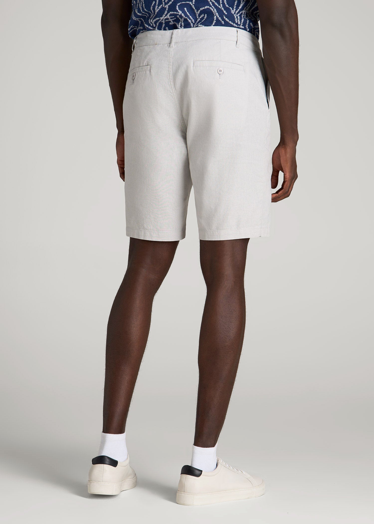 Linen Shorts For Tall Men in Vapor Grey
