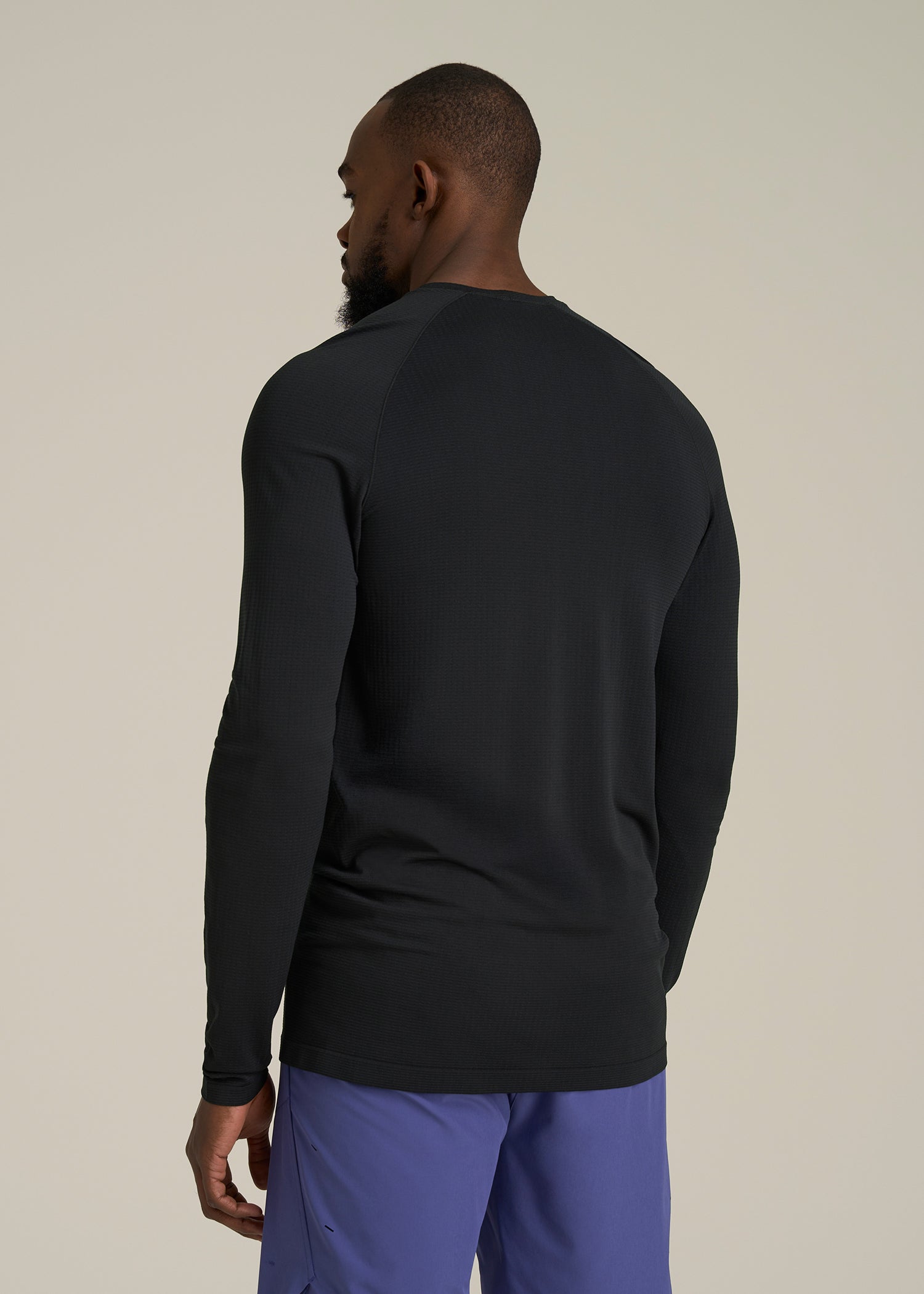 Long Sleeve Vented Training Top for Tall Men in Black