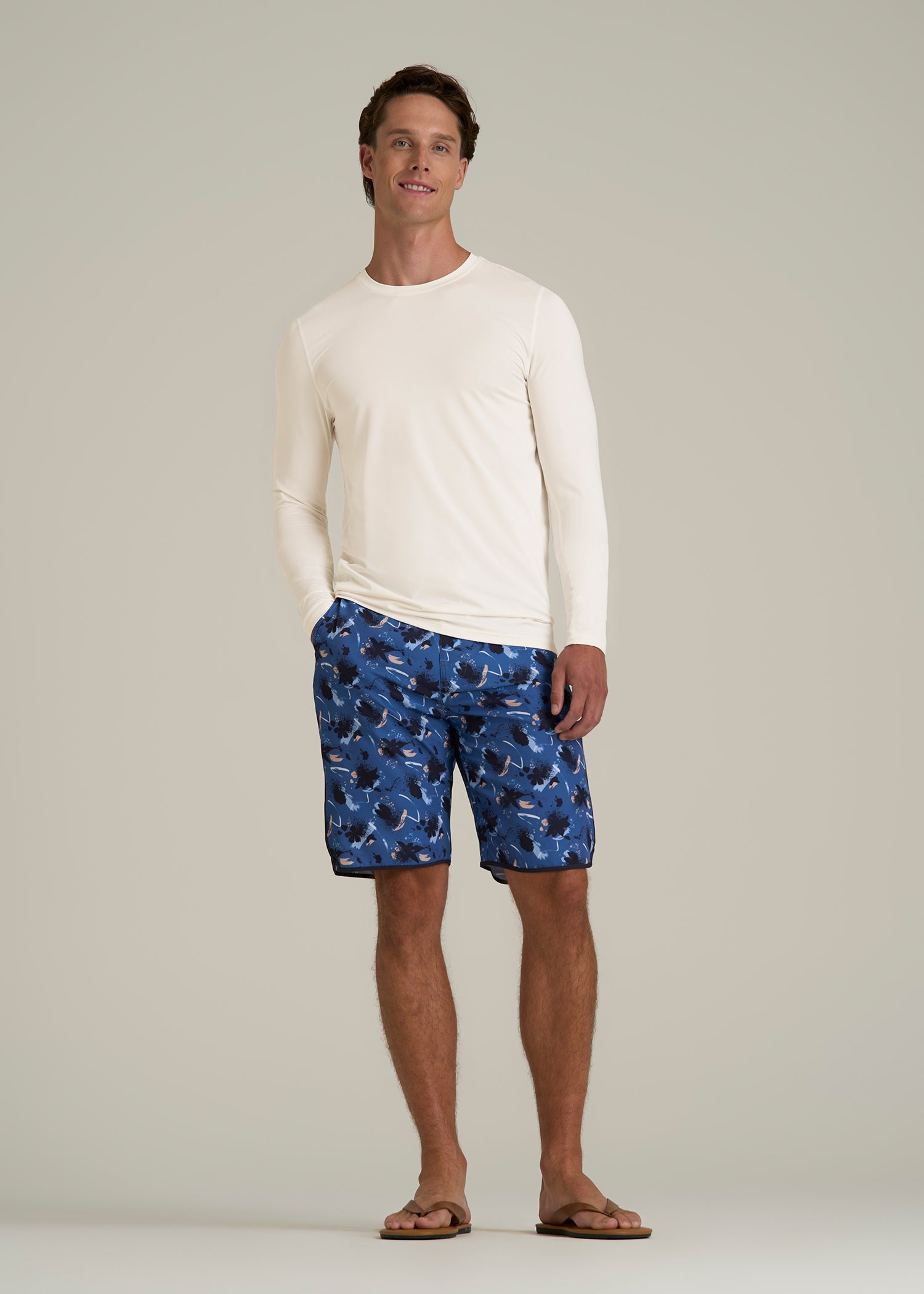 Long Sleeve UPF 50 Rash Guard for Tall Men in White Alyssum