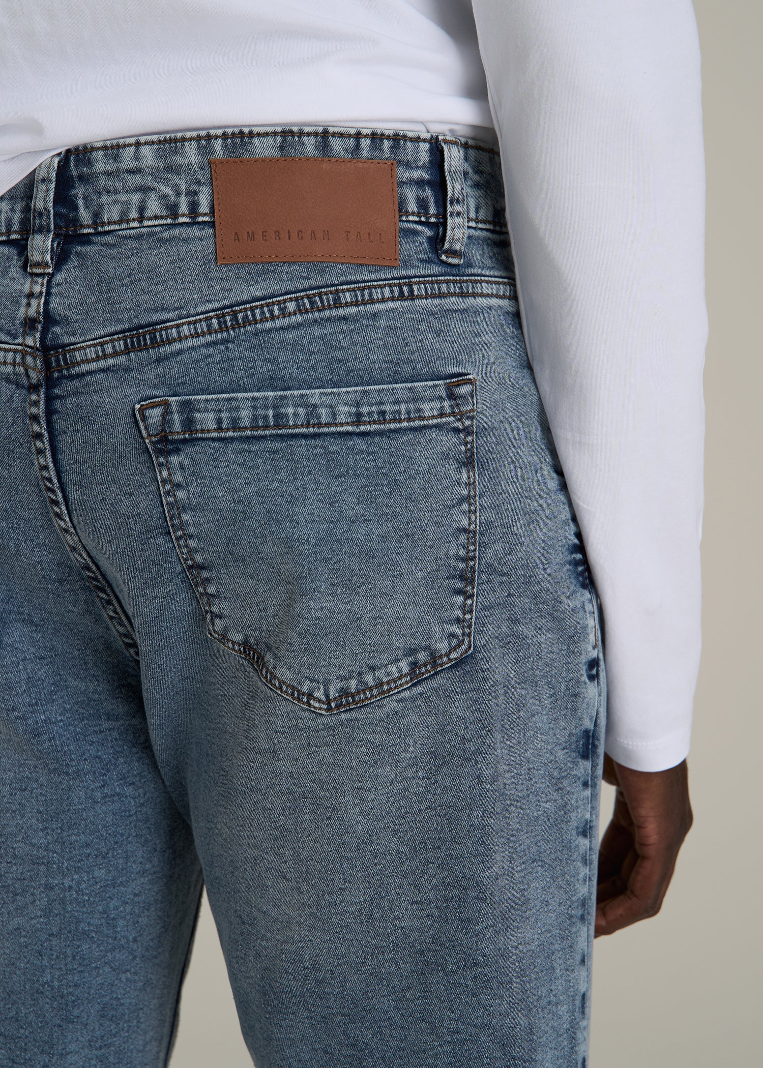 Mason RELAXED Jeans for Tall Men in Vintage Faded Blue