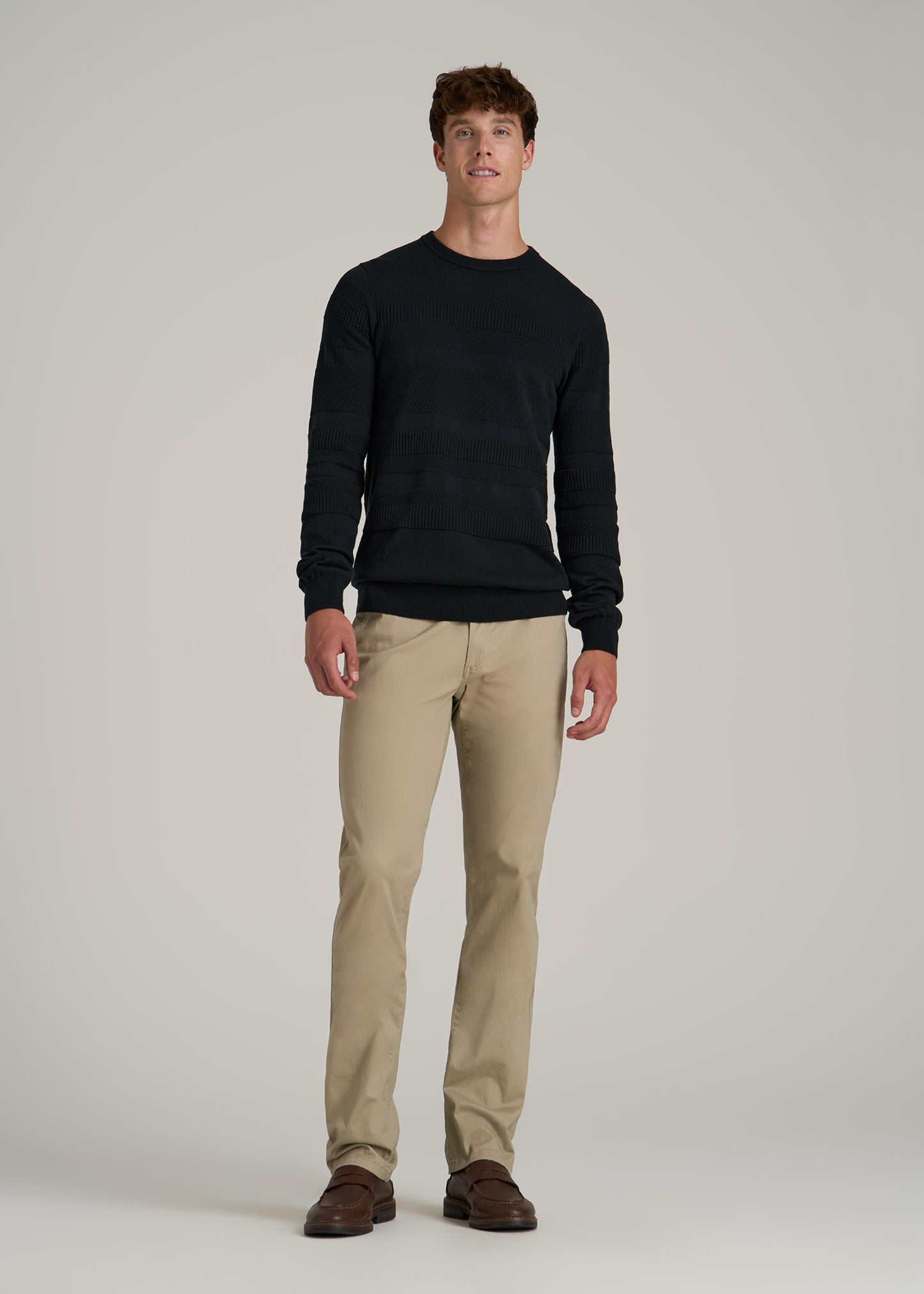 Minimalist Embossed Knit Sweater for Tall Men in Midnight Green