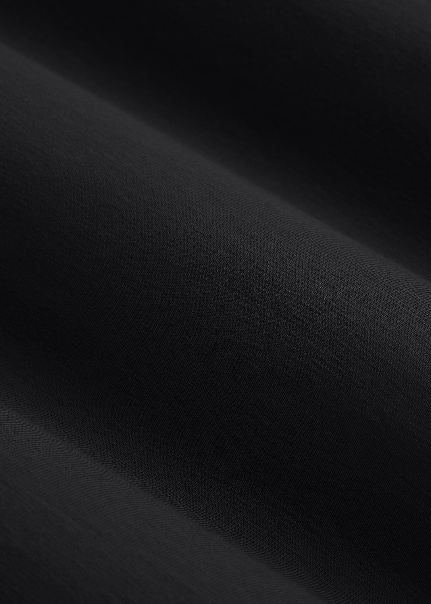 The Essential MODERN-FIT Crewneck Tee for Tall Men in Black