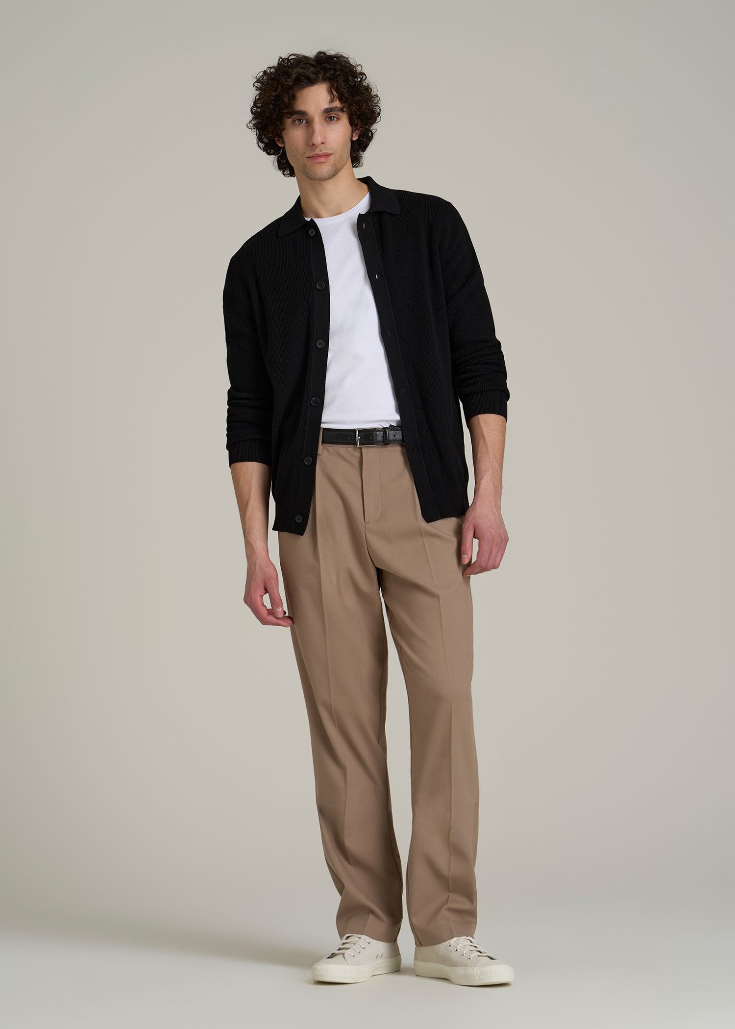 Relaxed Pleated Trousers for Tall Men in Dark Sand