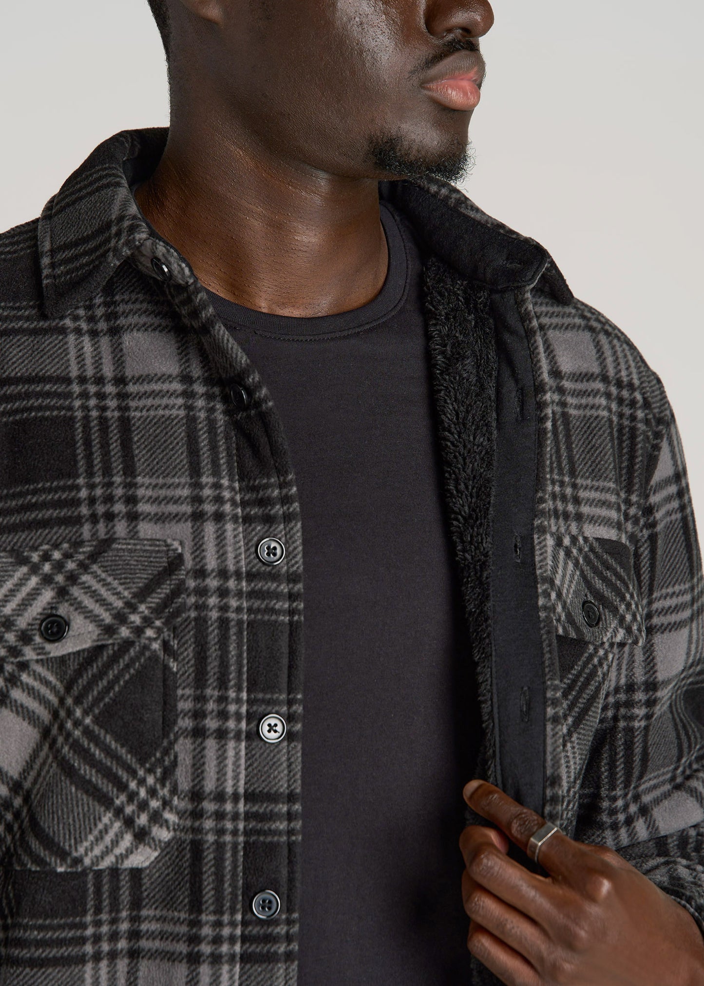 Sherpa-Lined Fleece Overshirt for Tall Men in Light Grey & Black Plaid