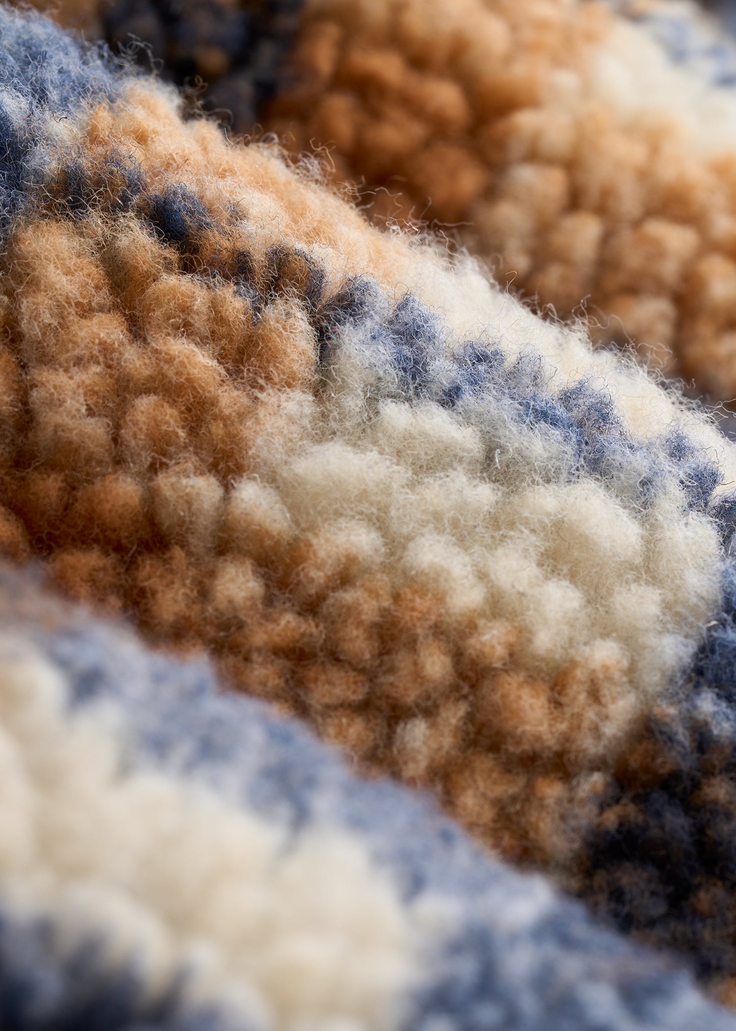 Sherpa Shirt Jacket for Tall Men in Dark Blue and Orange Plaid