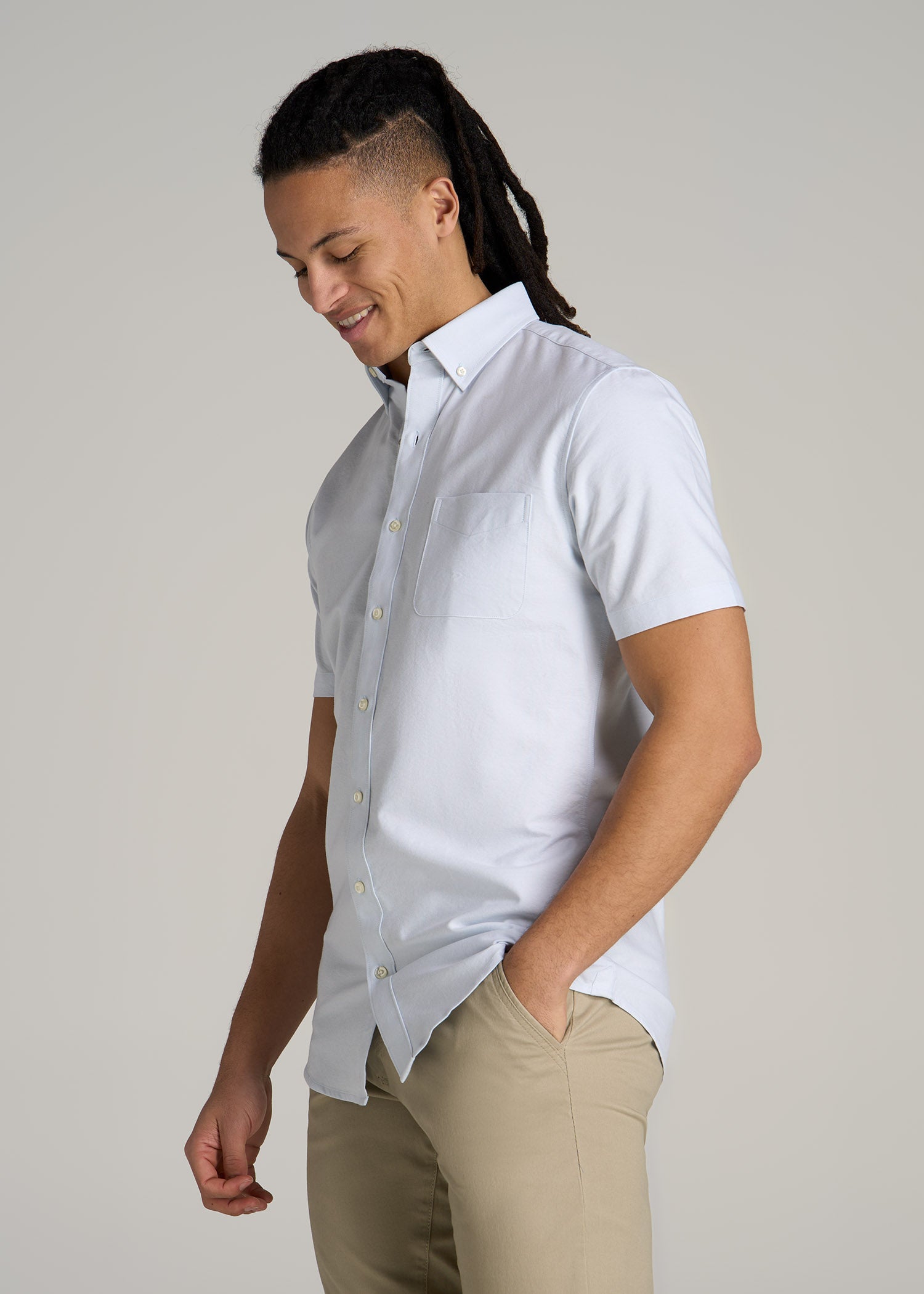 Short Sleeve Oxford Button Shirt For Tall Men in Light Blue