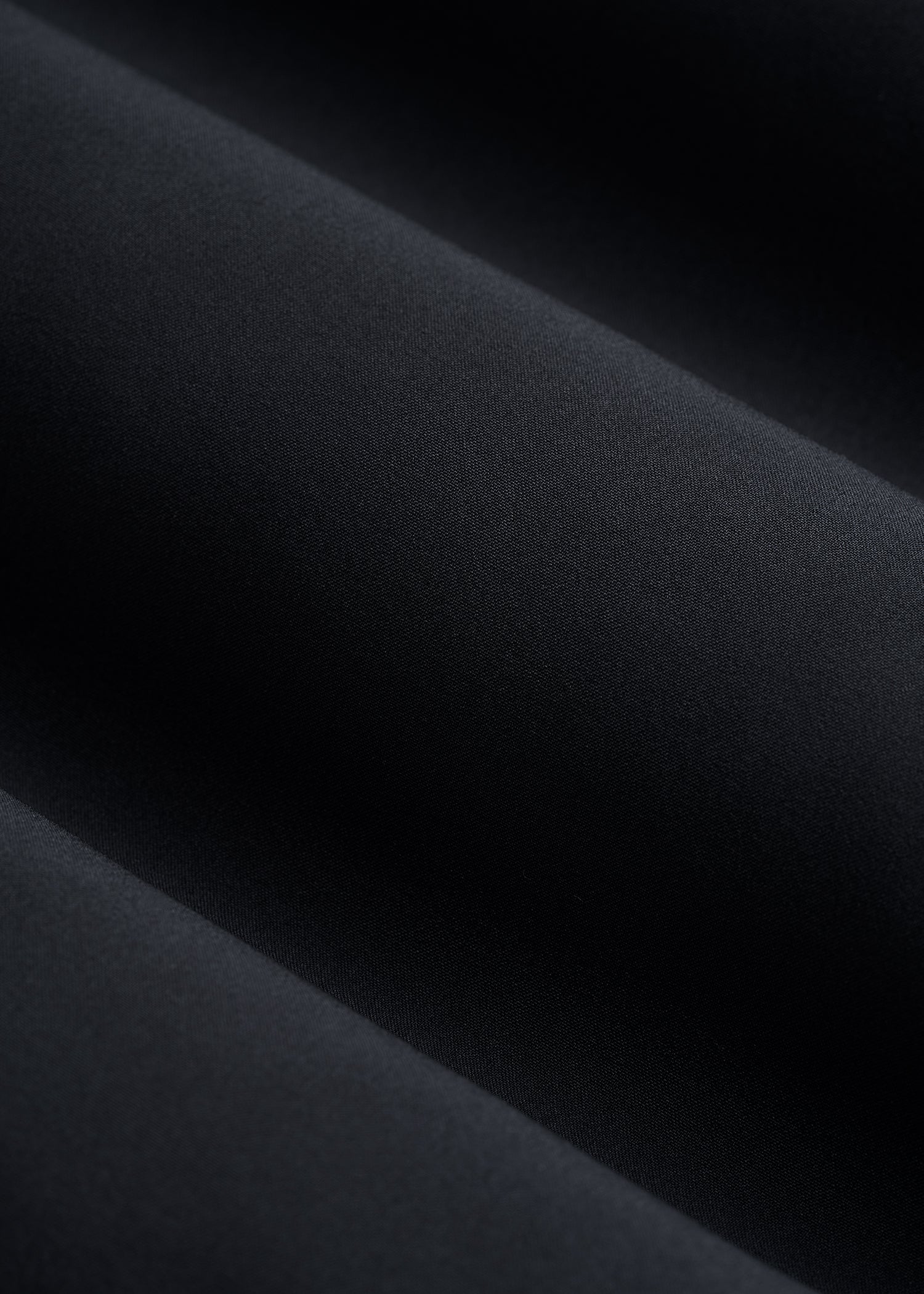 Short Sleeve Traveler Stretch Button Shirt for Tall Men in Black