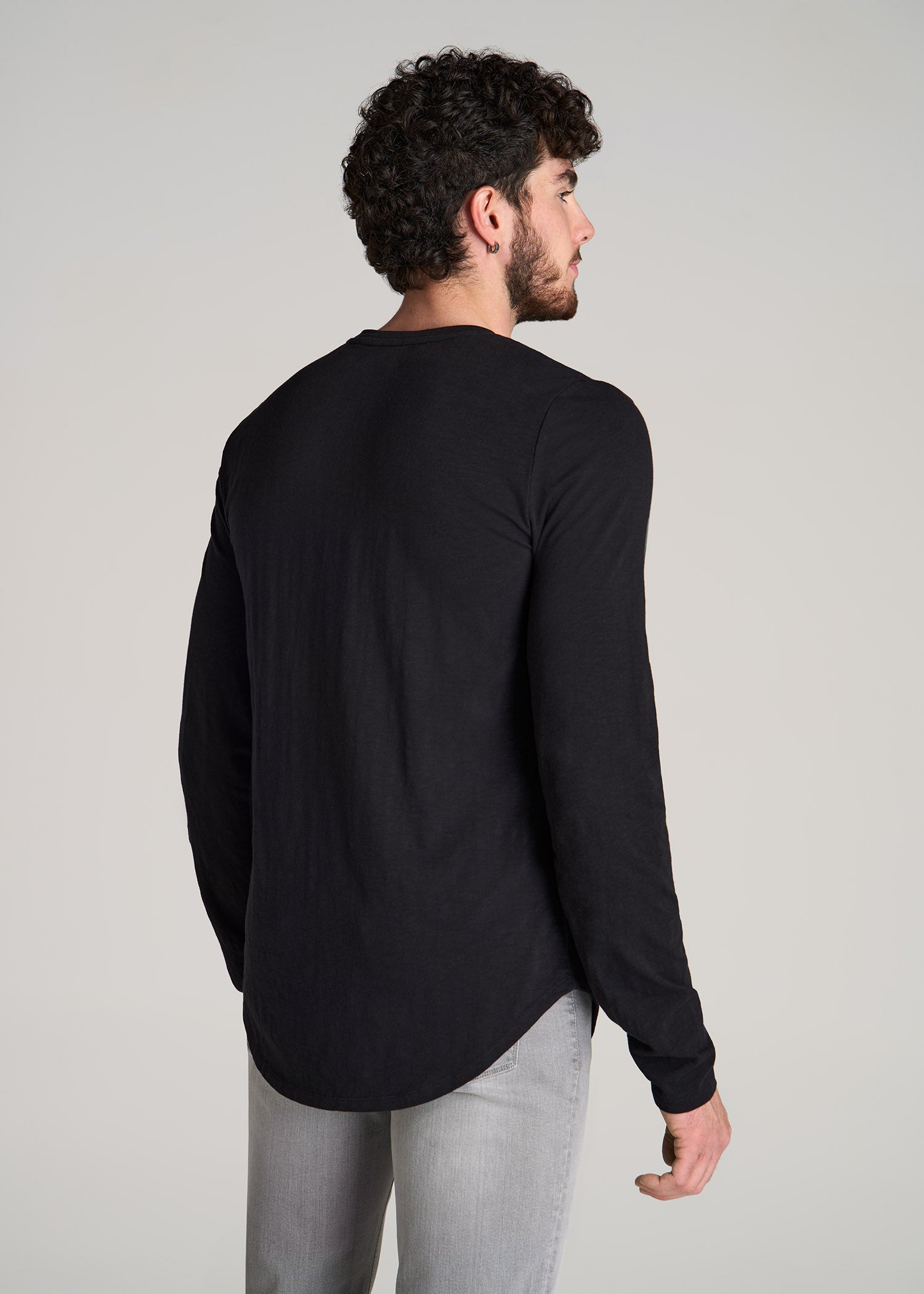 Slub Long Sleeve Scoop Tee for Tall Men in Black
