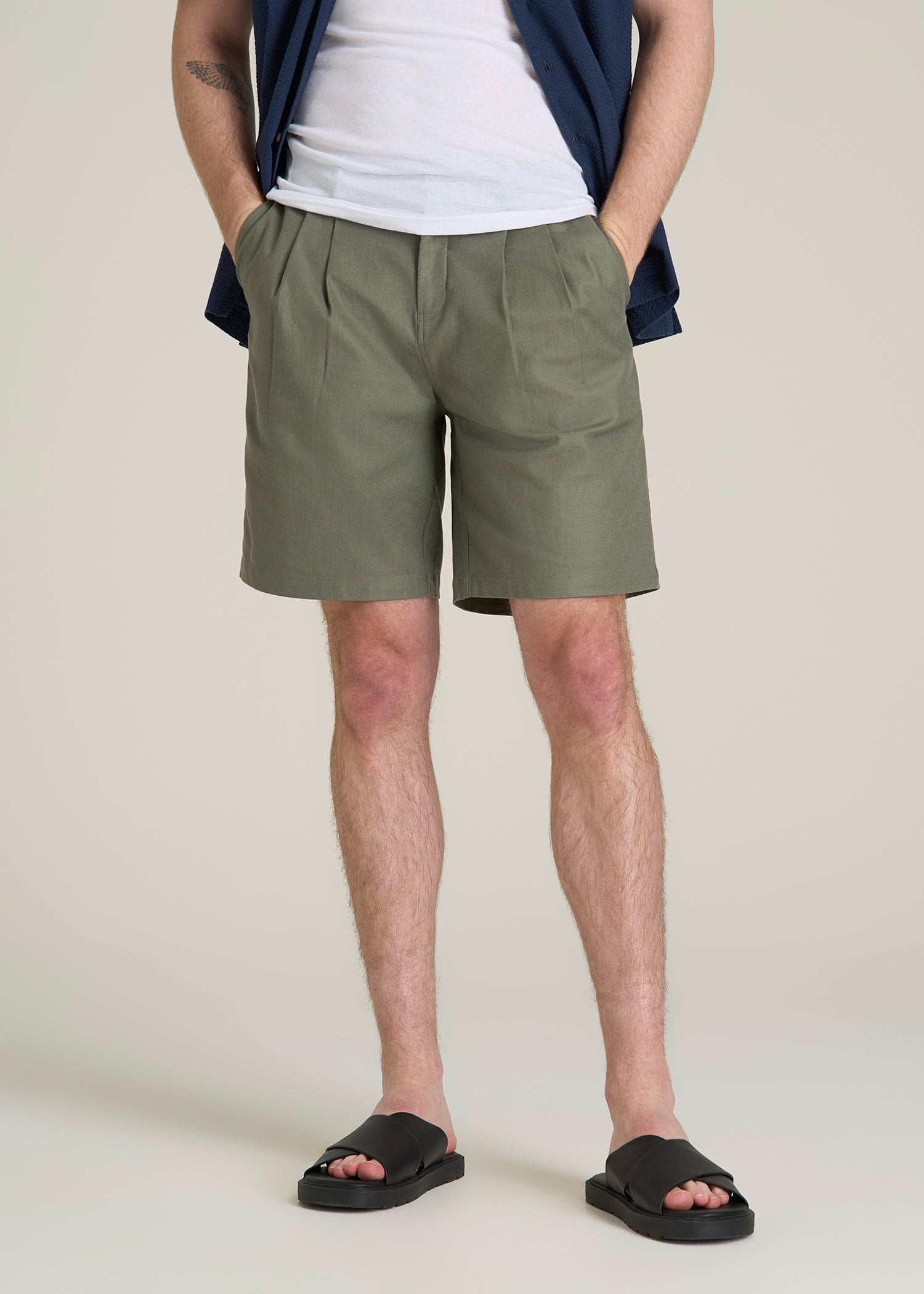 Stretch Cotton Linen Blend Shorts for Tall Men in Olive
