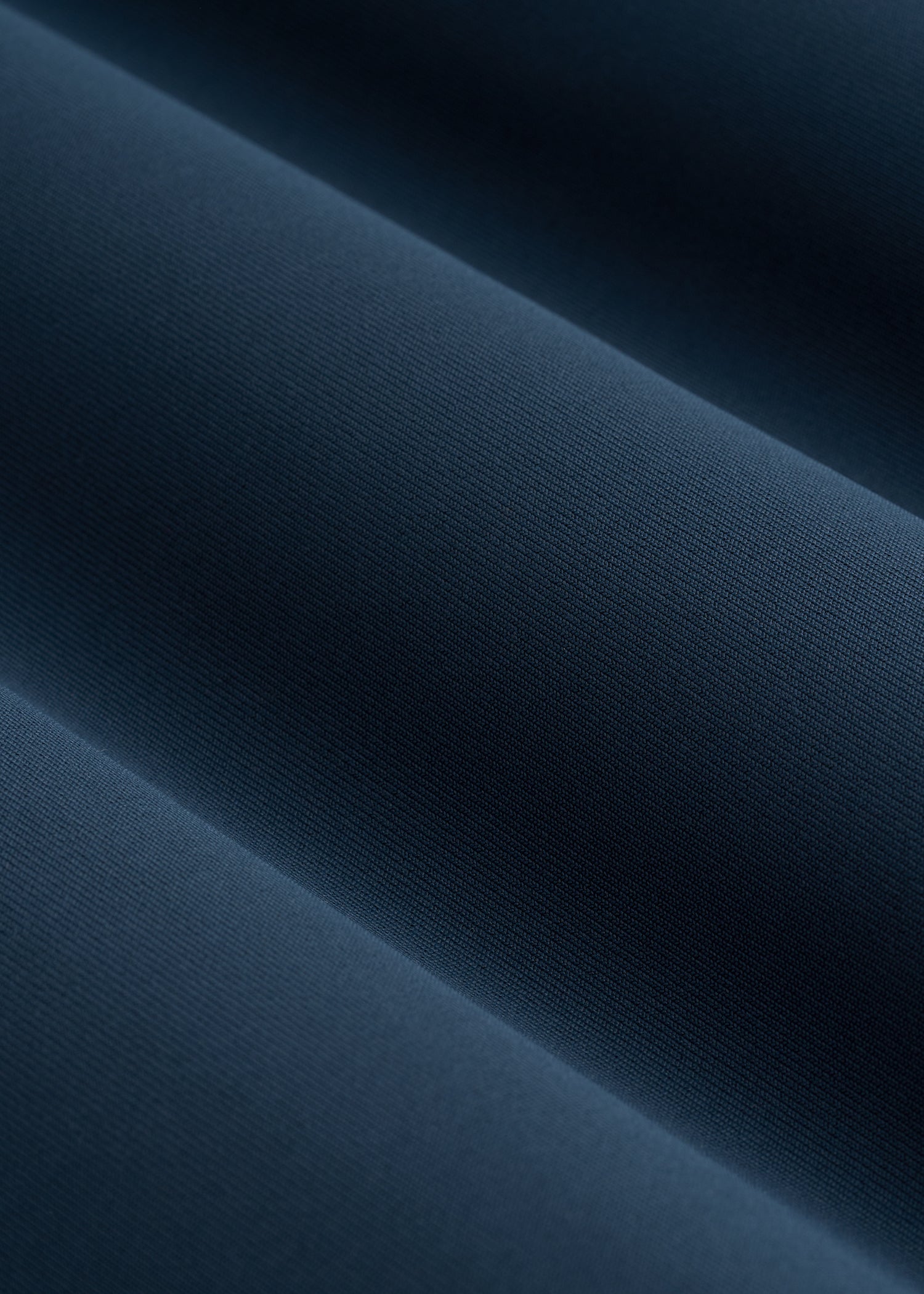 Traveler Pant 2.0 for Tall Men in Navy Blue