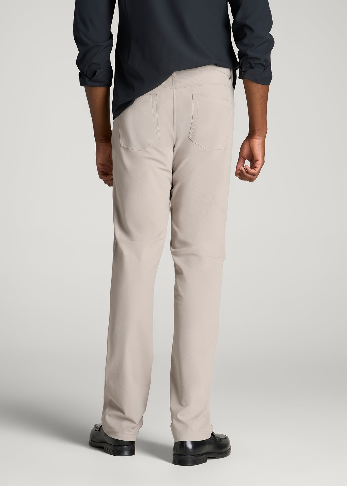 Traveler Pant 2.0 for Tall Men in Simply Taupe