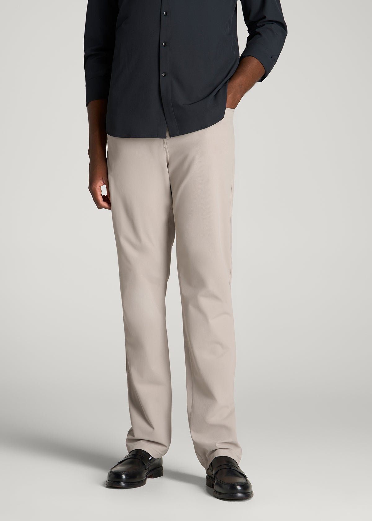 Traveler Pant 2.0 for Tall Men in Simply Taupe