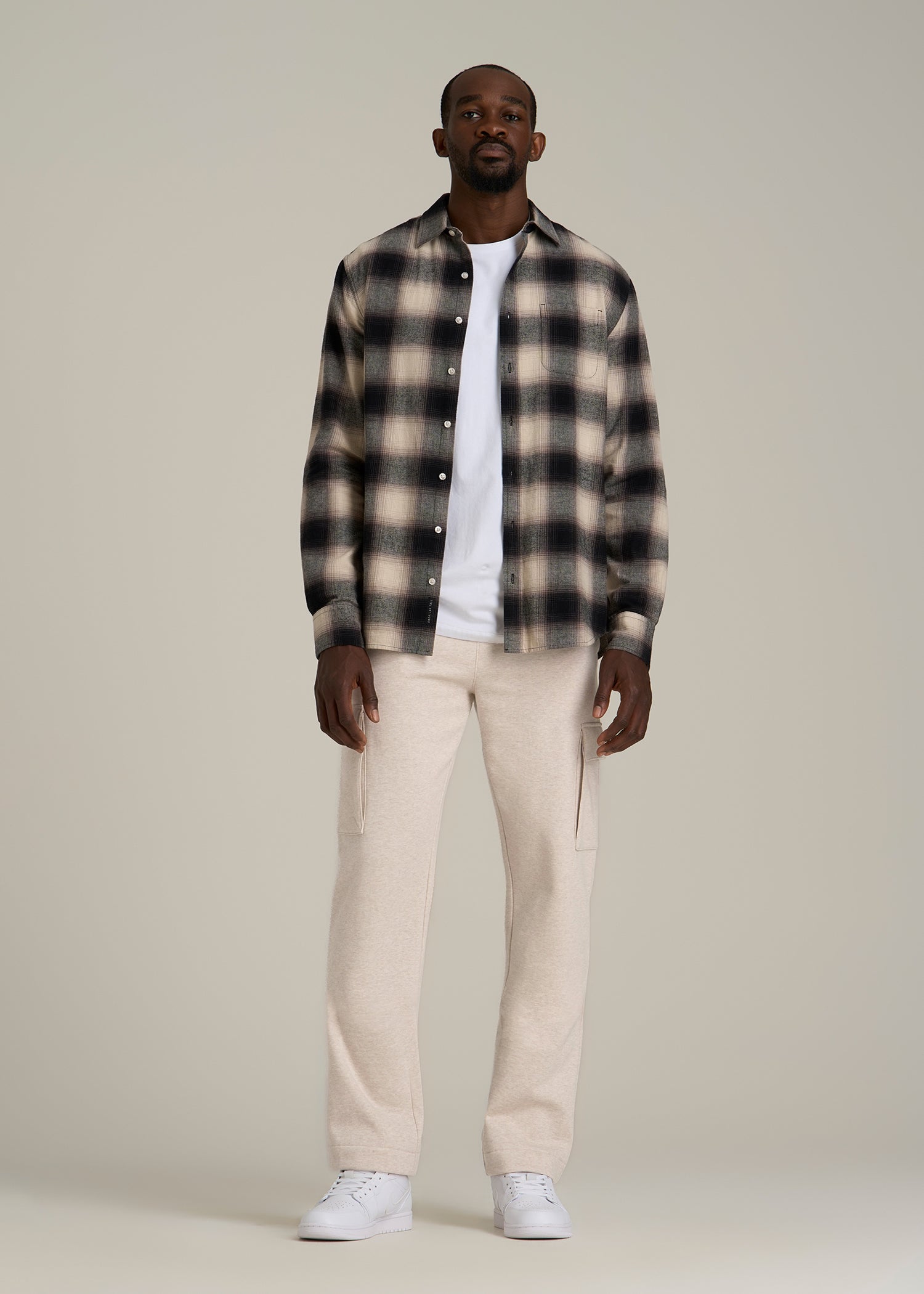 Wearever Fleece Straight Leg Cargo Sweatpant for Tall Men in Oatmeal Mix