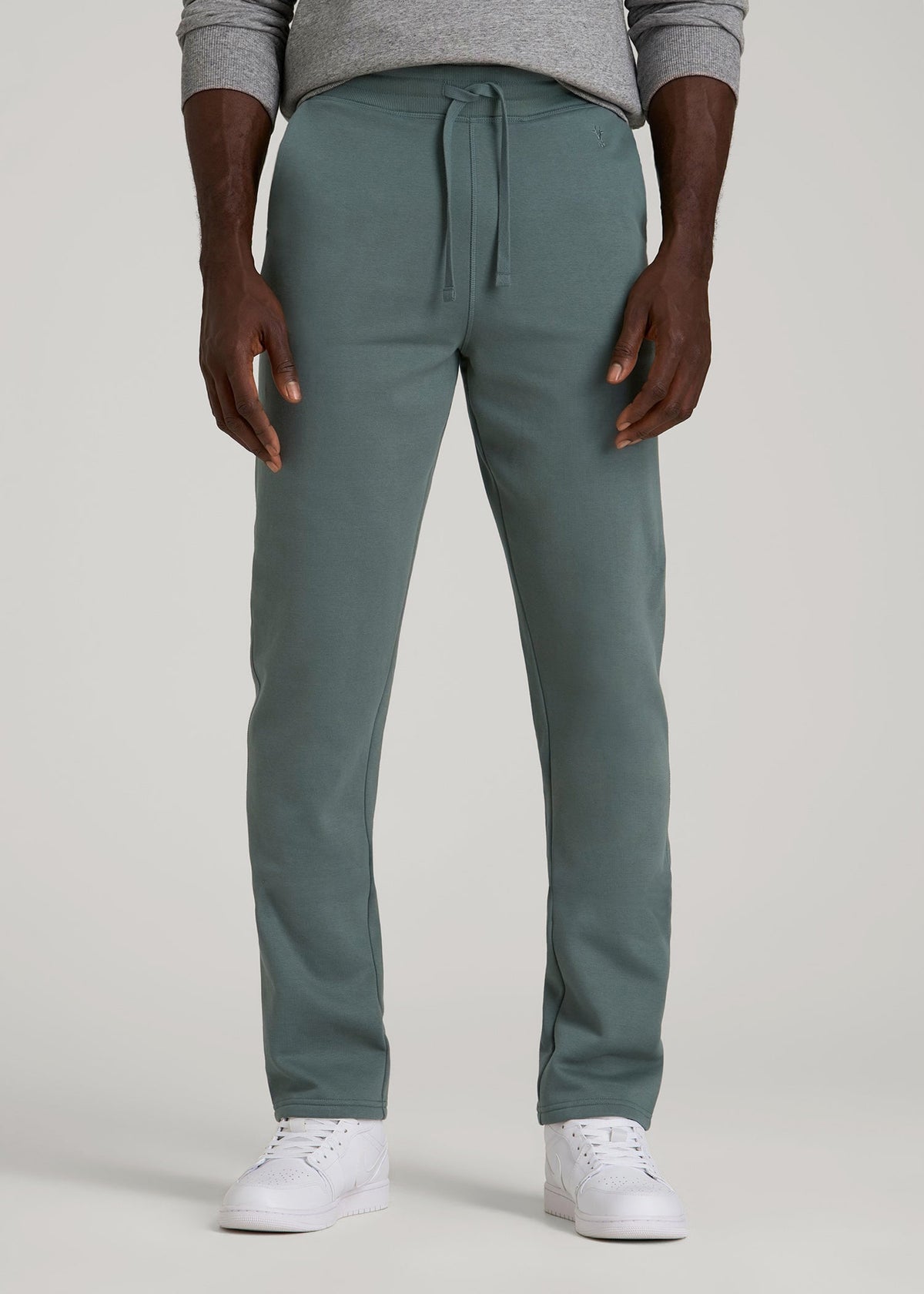Wearever 2.0 Fleece Straight Leg Sweatpants for Tall Men in Balsam Green