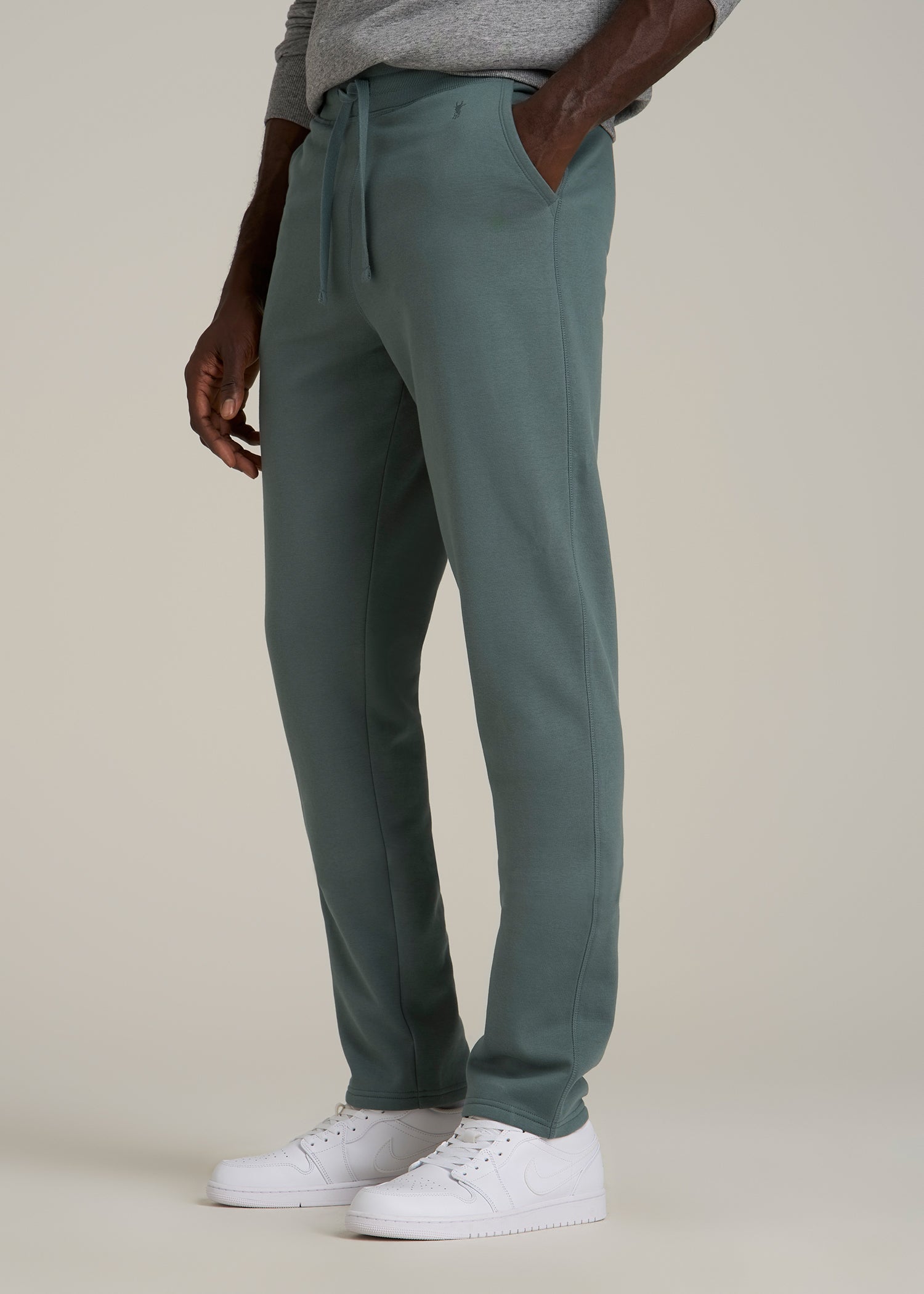Wearever 2.0 Fleece Straight Leg Sweatpants for Tall Men in Balsam Green