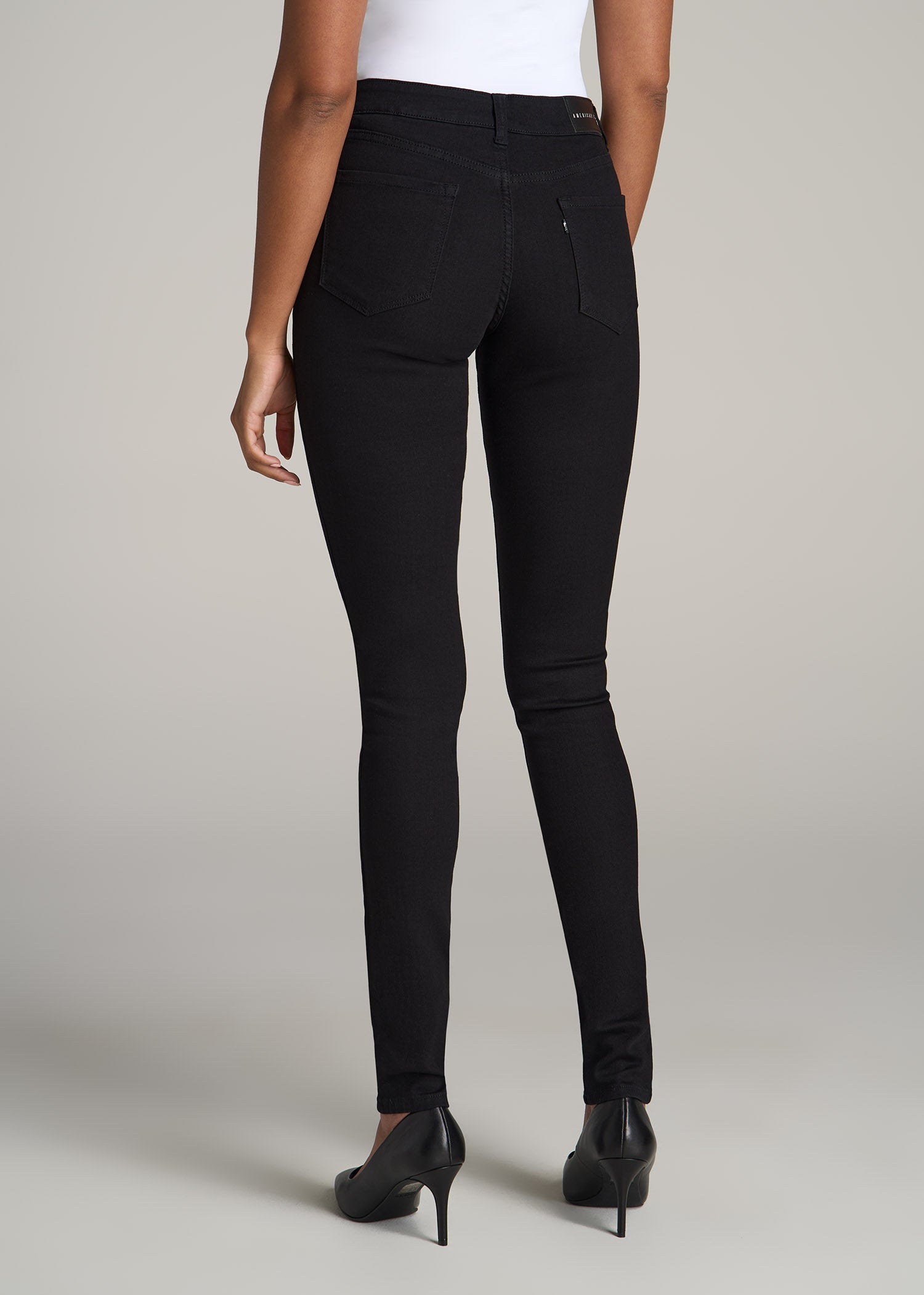 Sarah Mid-Rise Skinny Jeans for Tall Women in Black