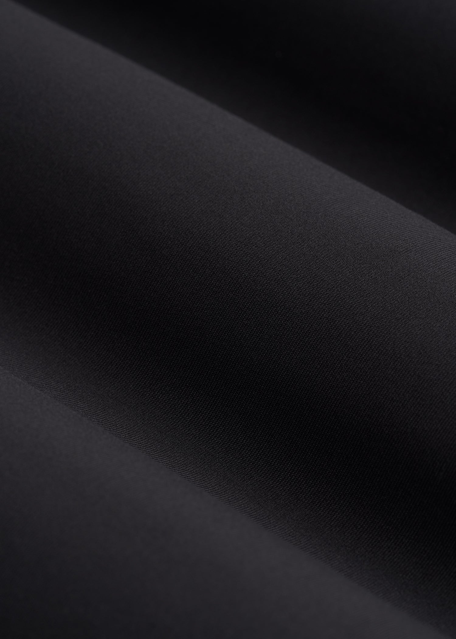 Women's Balance Crisscross Sports Bra for Tall Women in Black