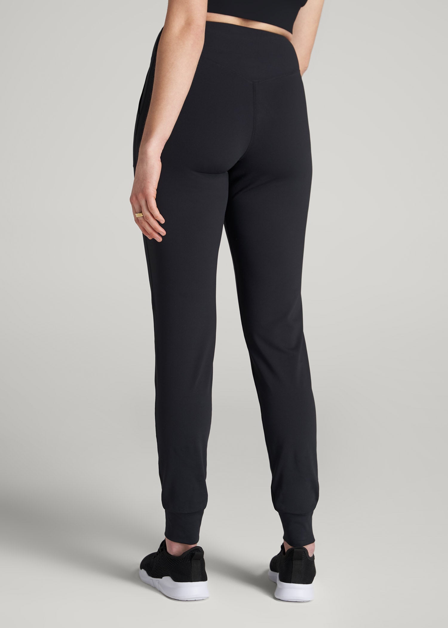 Balance Pocket Joggers for Tall Women in Black L / Tall / Black Balance Pocket Joggers for Tall Women in Black L / Tall / Black