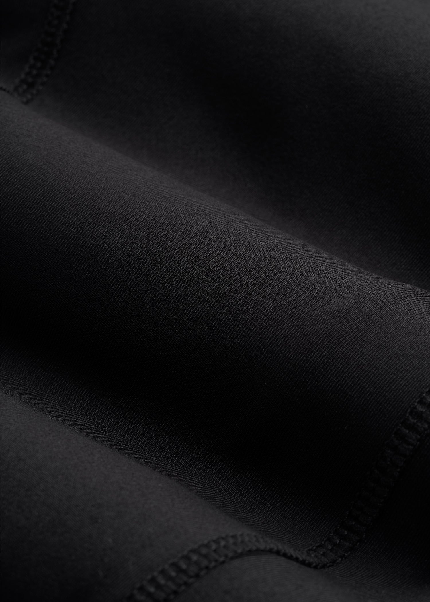 Bella Outer-Pocket Leggings for Tall Women in Black