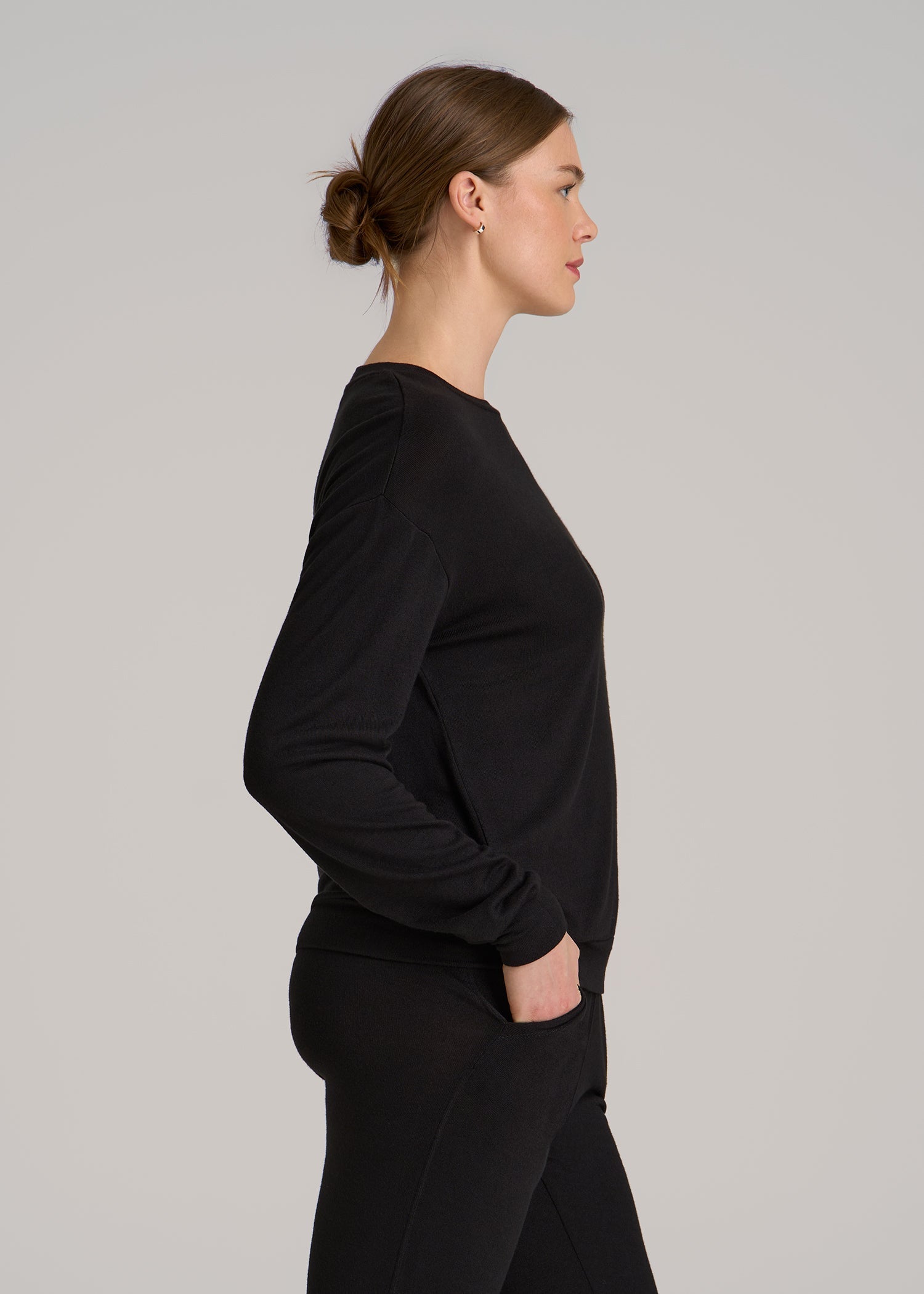 Cozy Lounge Crewneck for Tall Women in Black