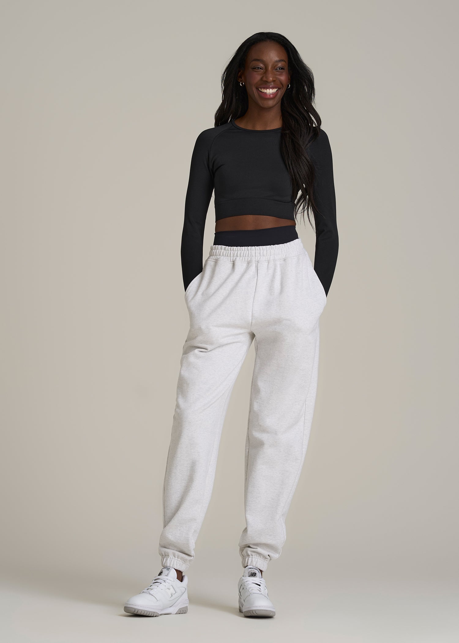 Compression Long Sleeve Cropped Training Top for Tall Women in Black