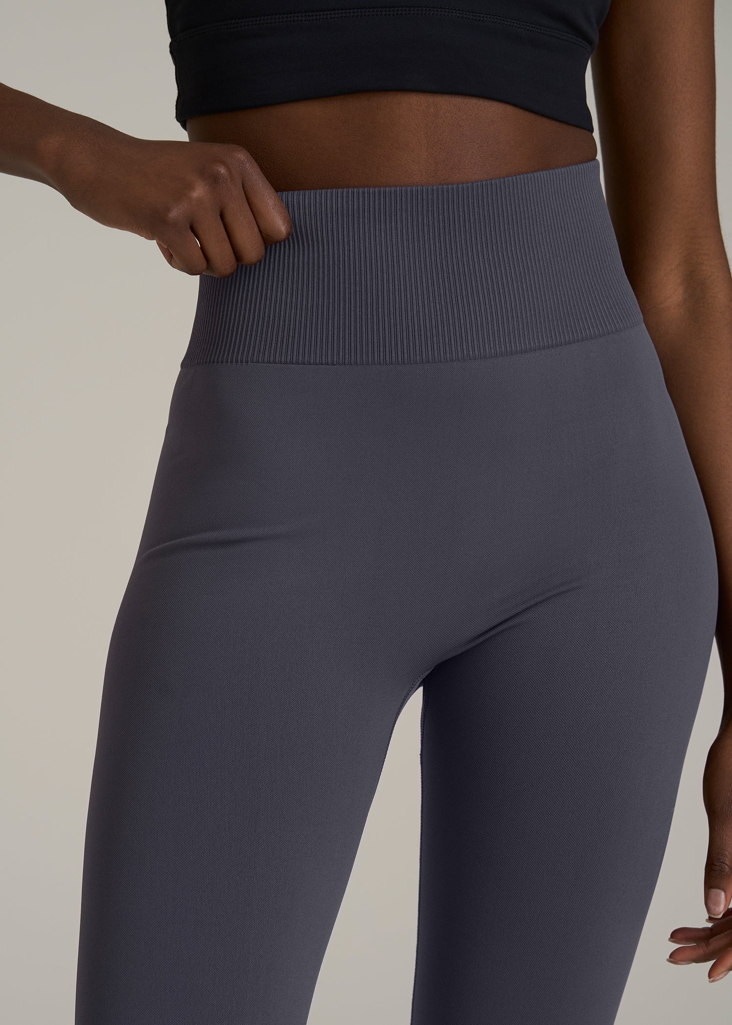 Compression Training Leggings for Tall Women in Periscope Grey