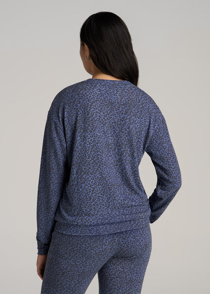 Cozy Lounge Crewneck for Tall Women in Navy Leopard